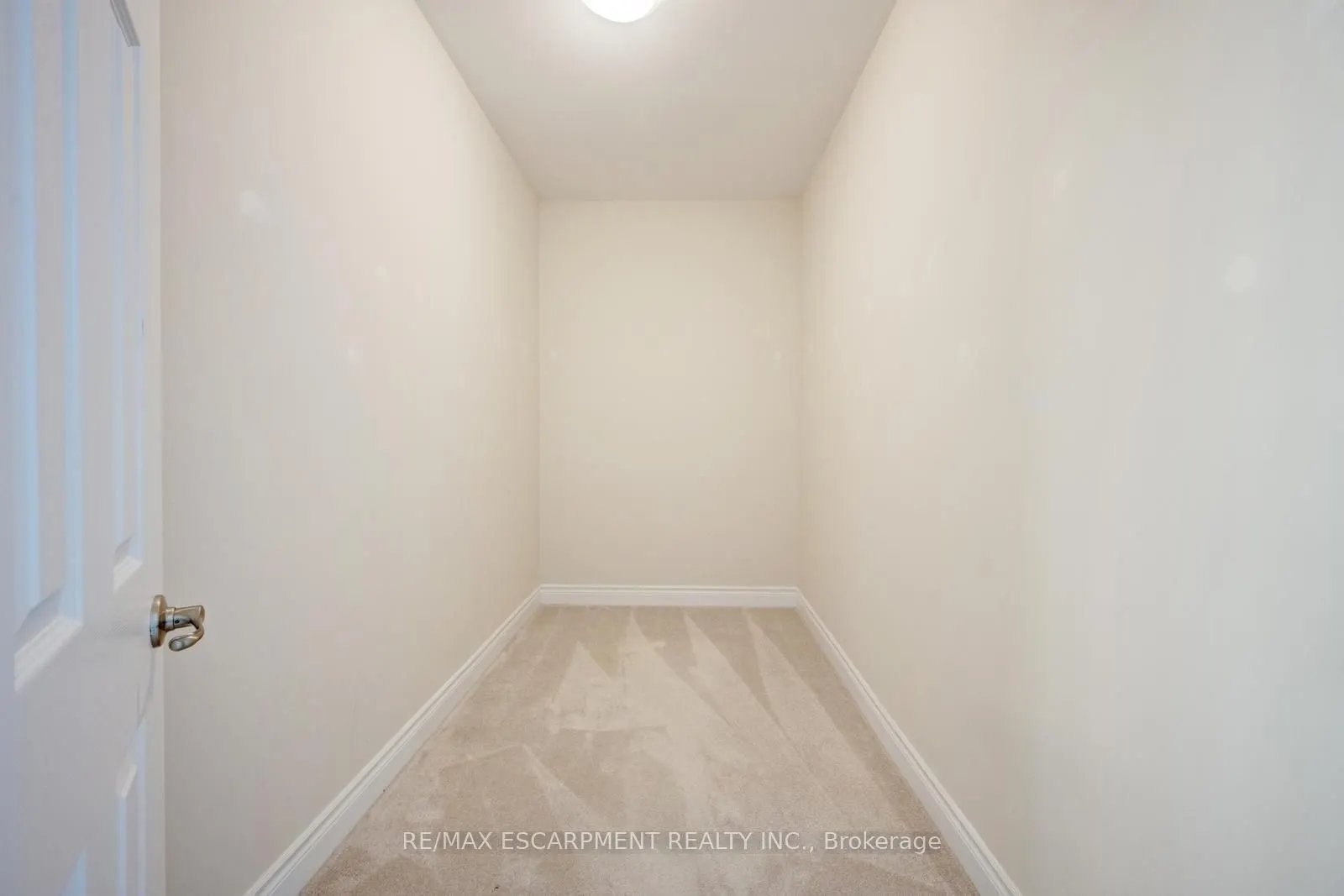 232 Niagara Trail
