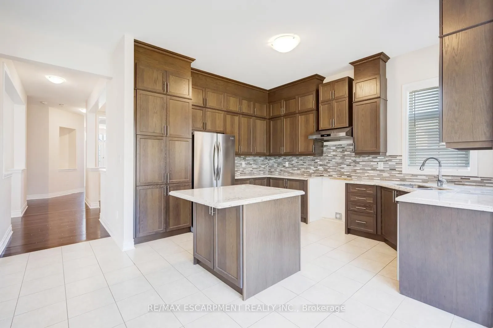 232 Niagara Trail