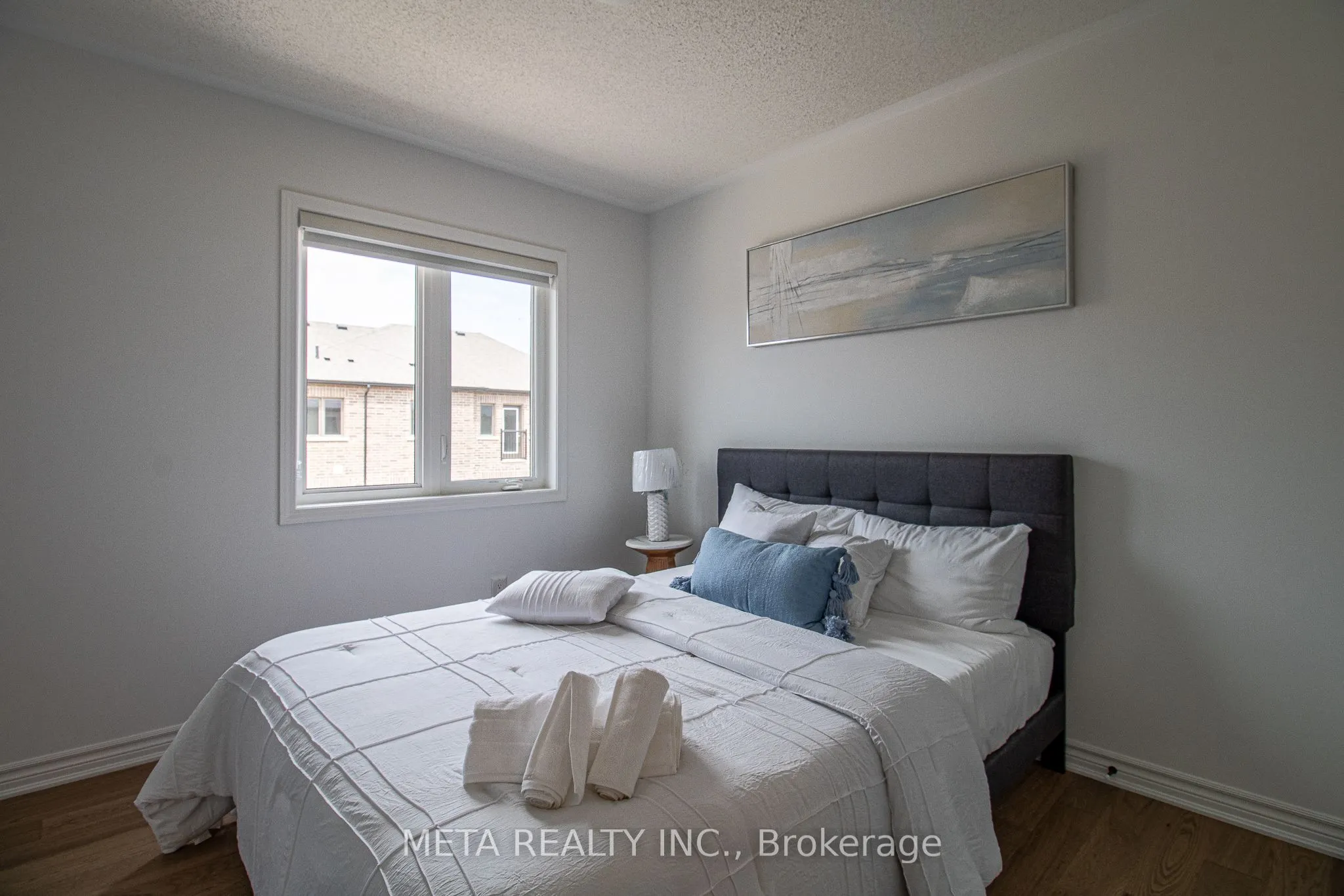 1359 William Halton Parkway