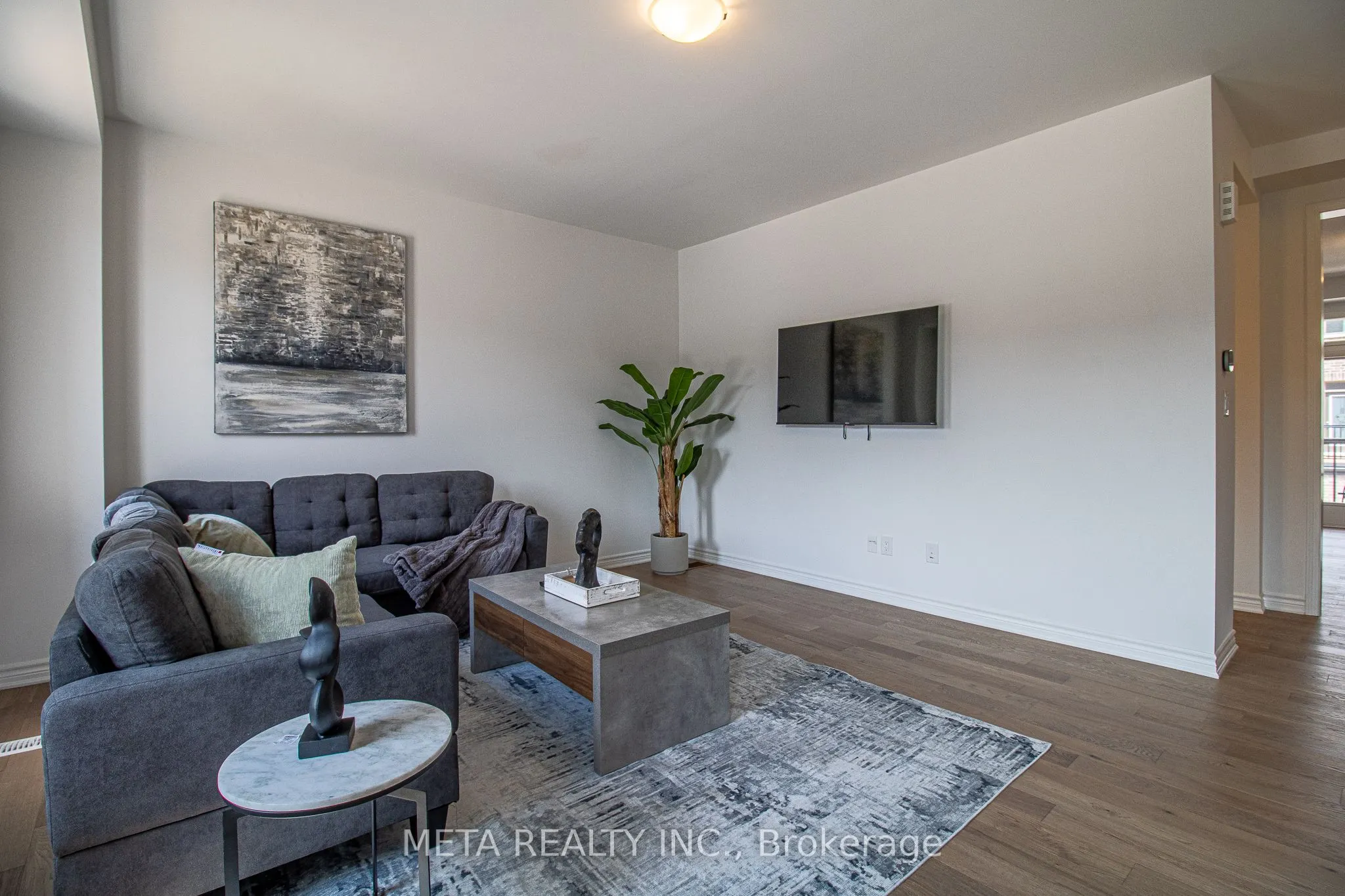 1359 William Halton Parkway