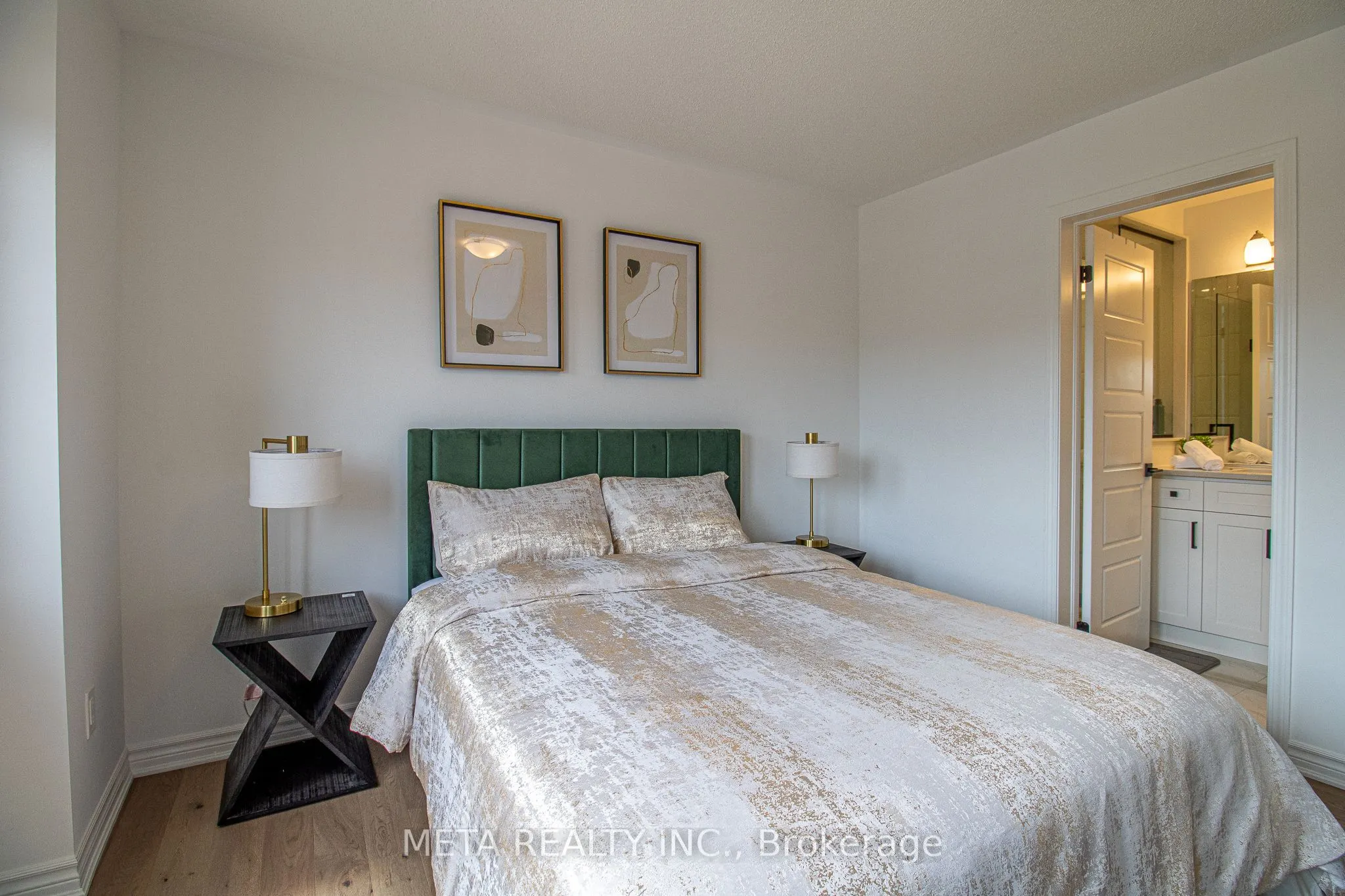 1359 William Halton Parkway