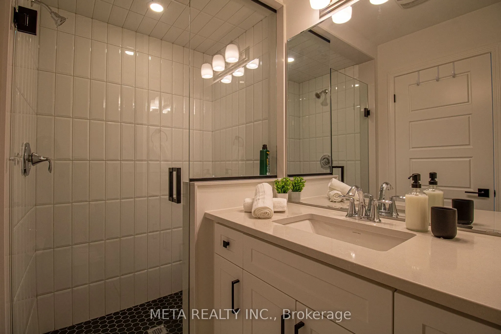 1359 William Halton Parkway