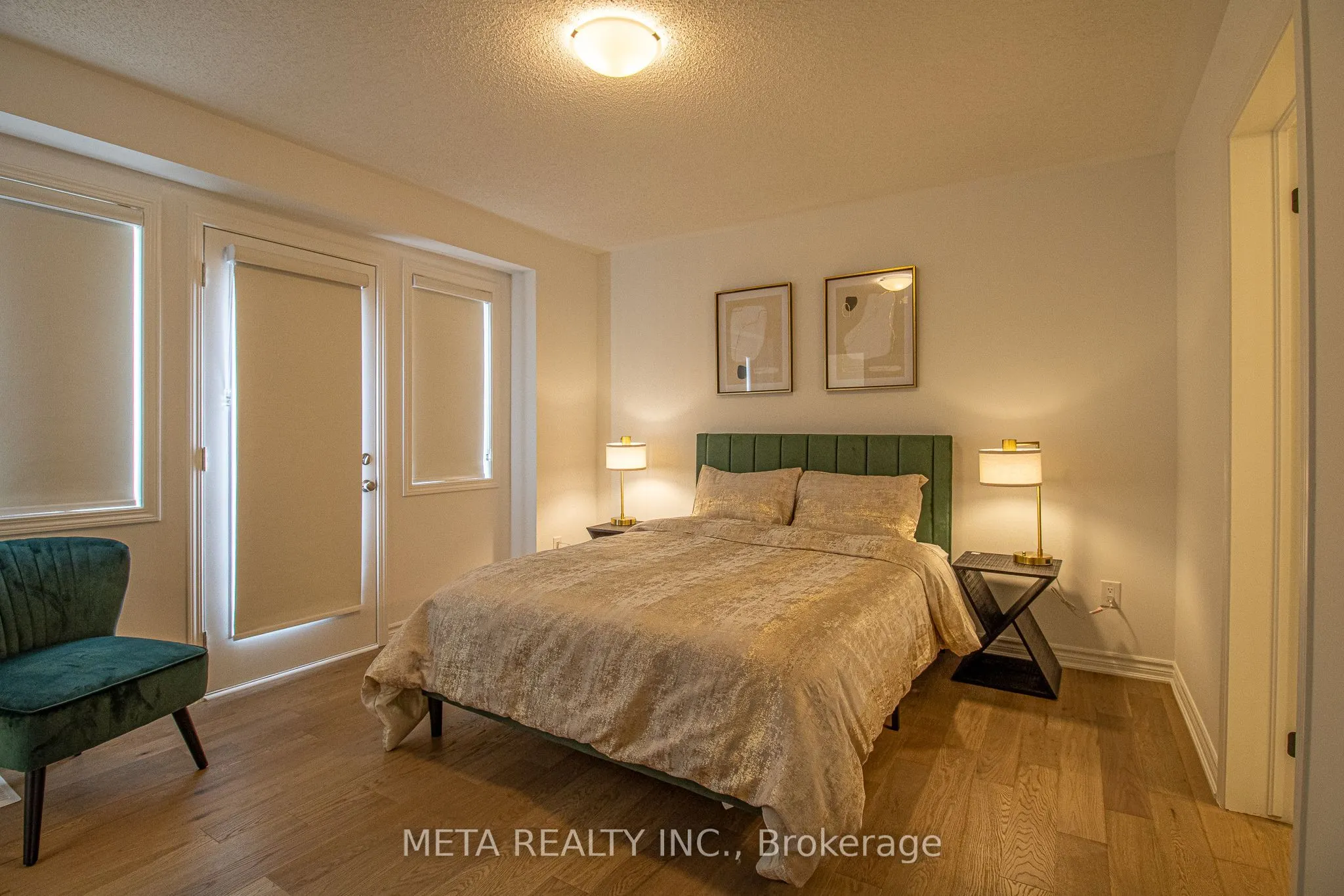 1359 William Halton Parkway