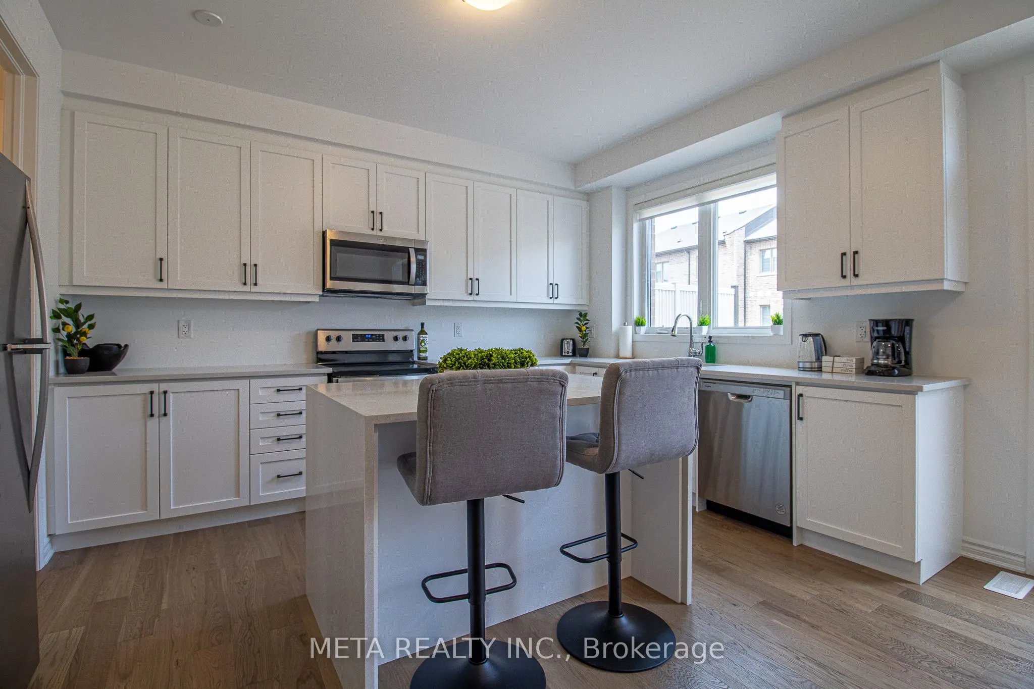 1359 William Halton Parkway
