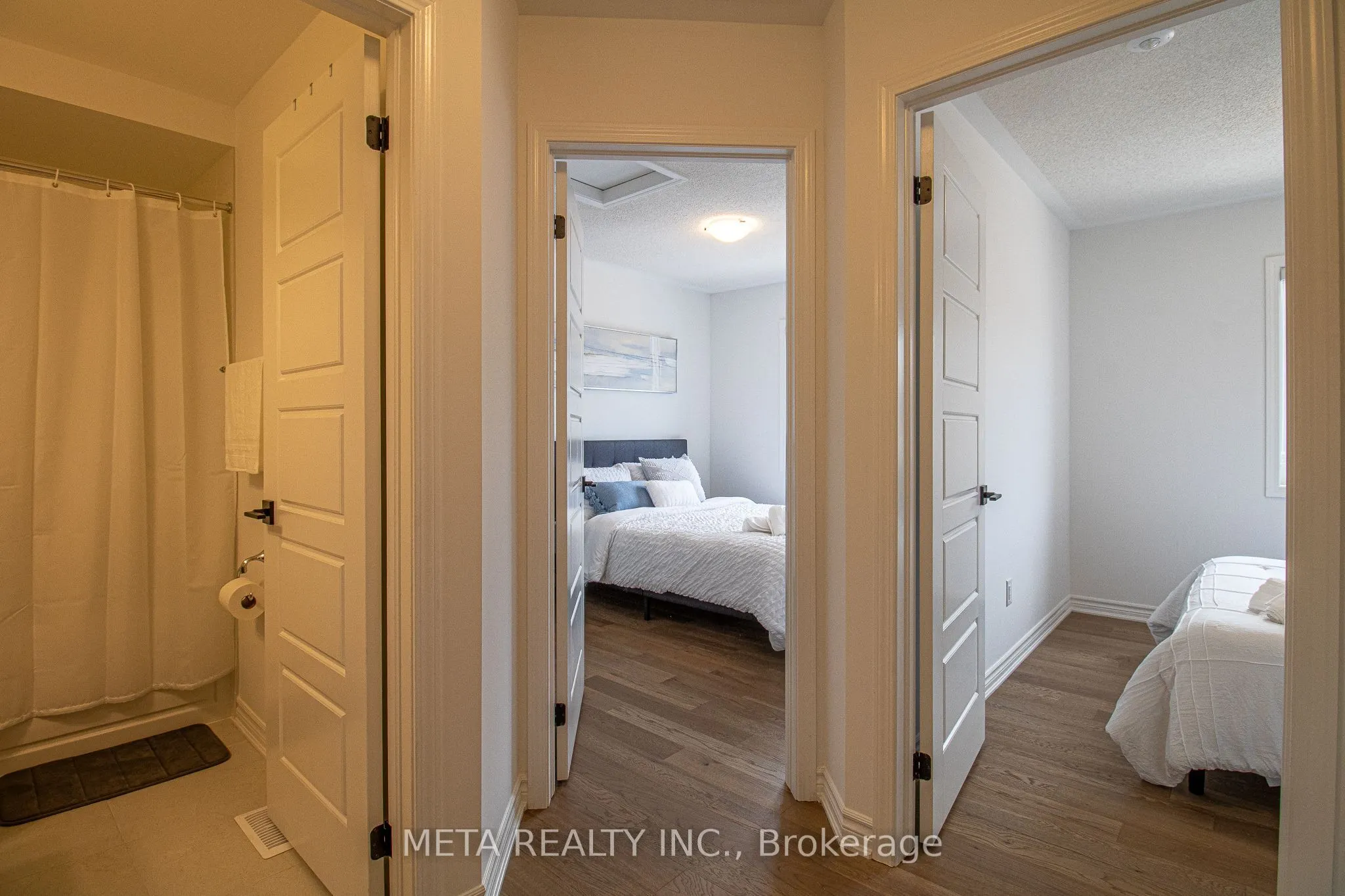1359 William Halton Parkway