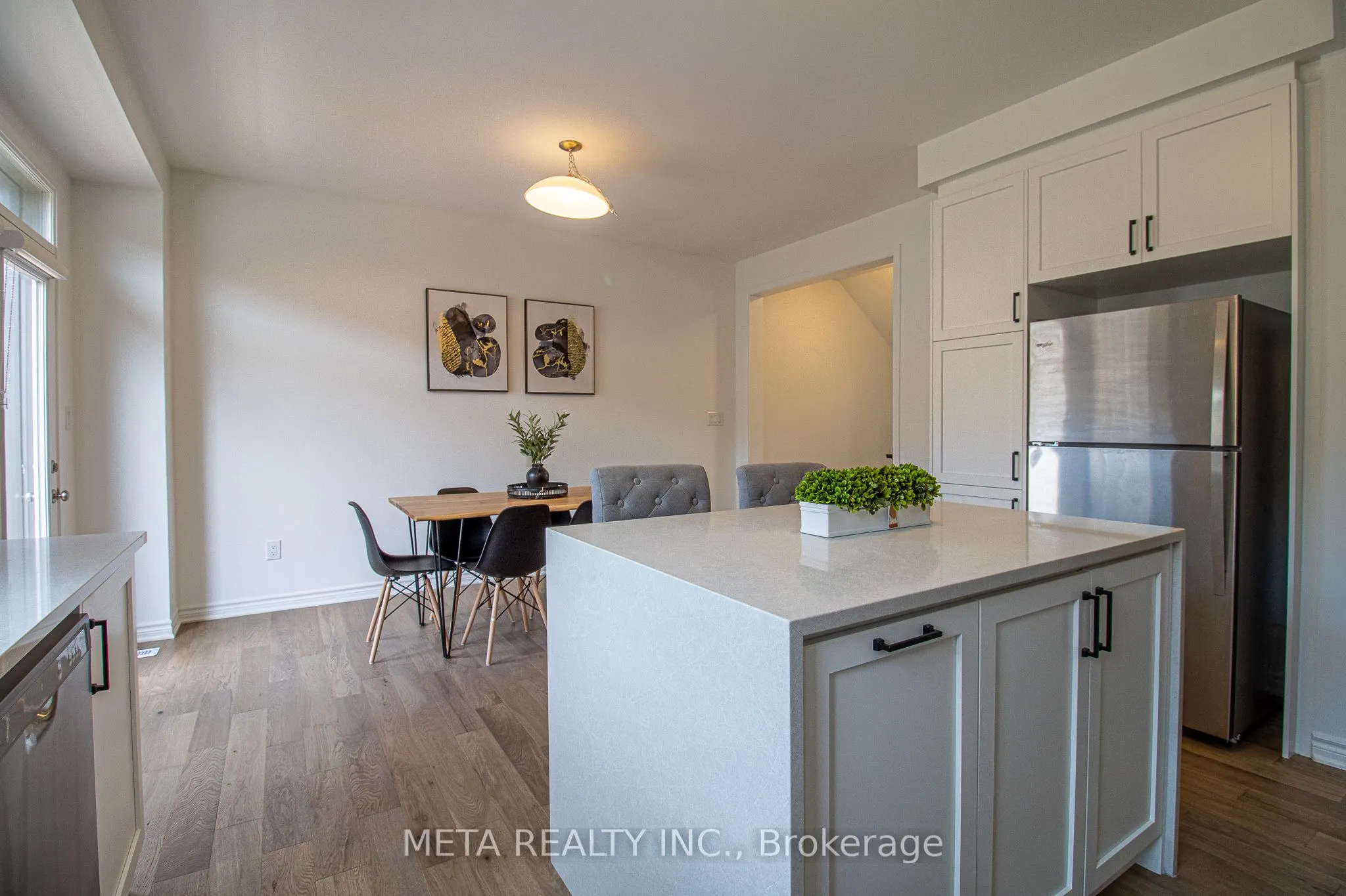 1359 William Halton Parkway