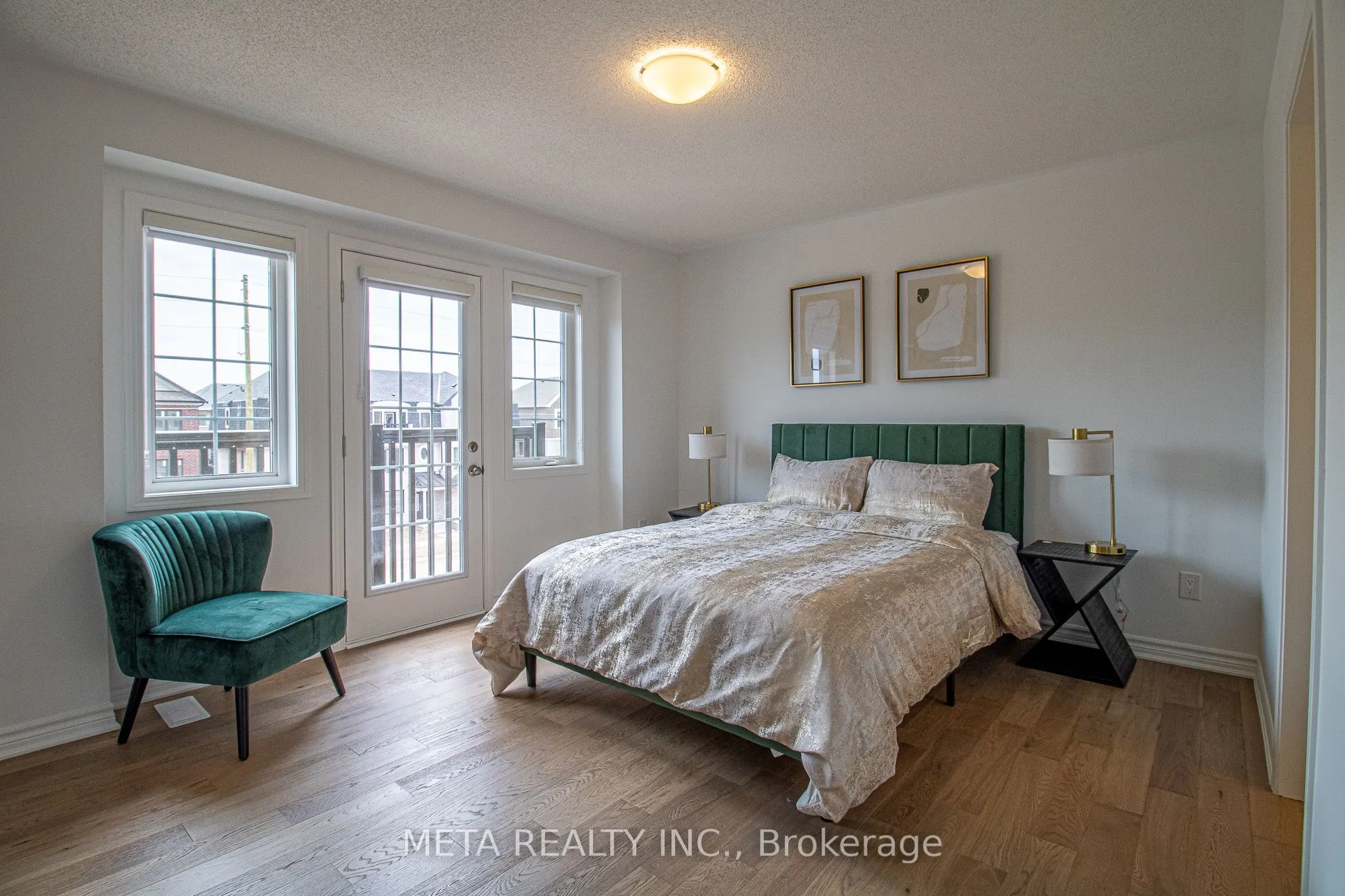 1359 William Halton Parkway
