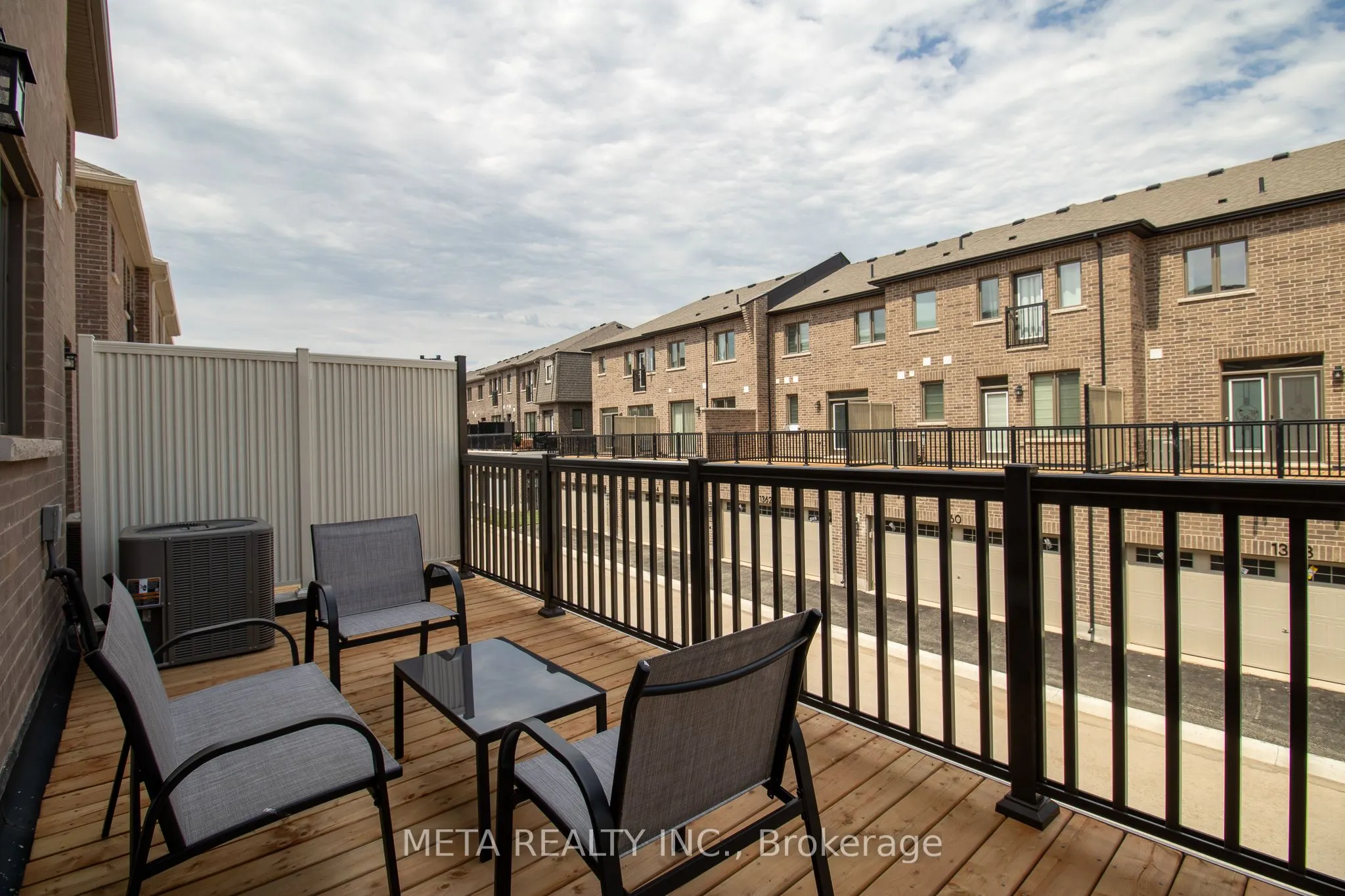 1359 William Halton Parkway