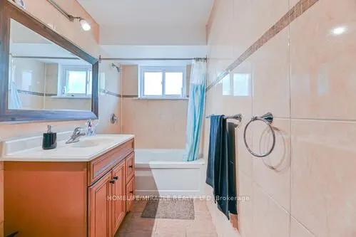 6 Beechwood Crescent