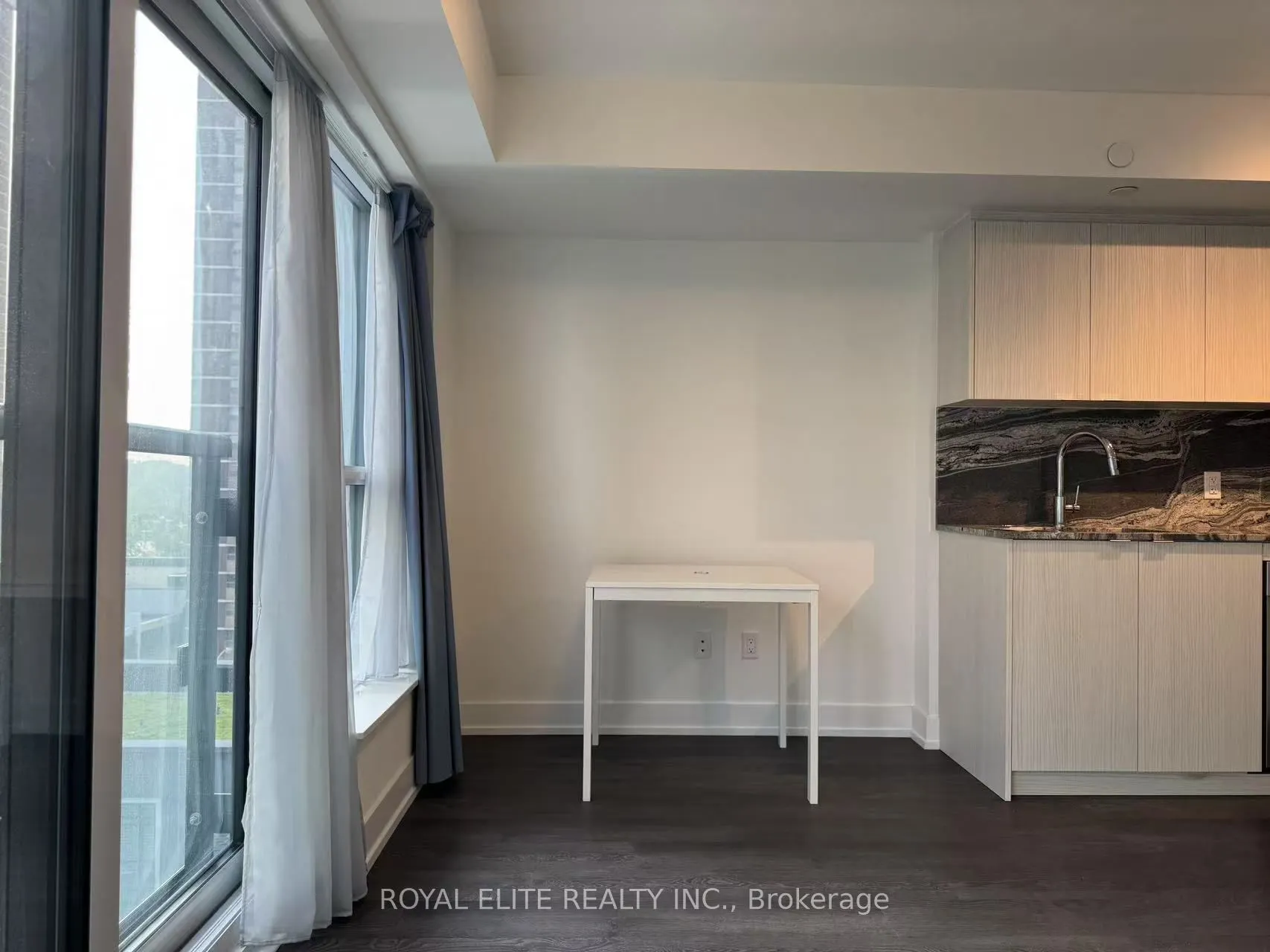 5 Mabelle Avenue, #531