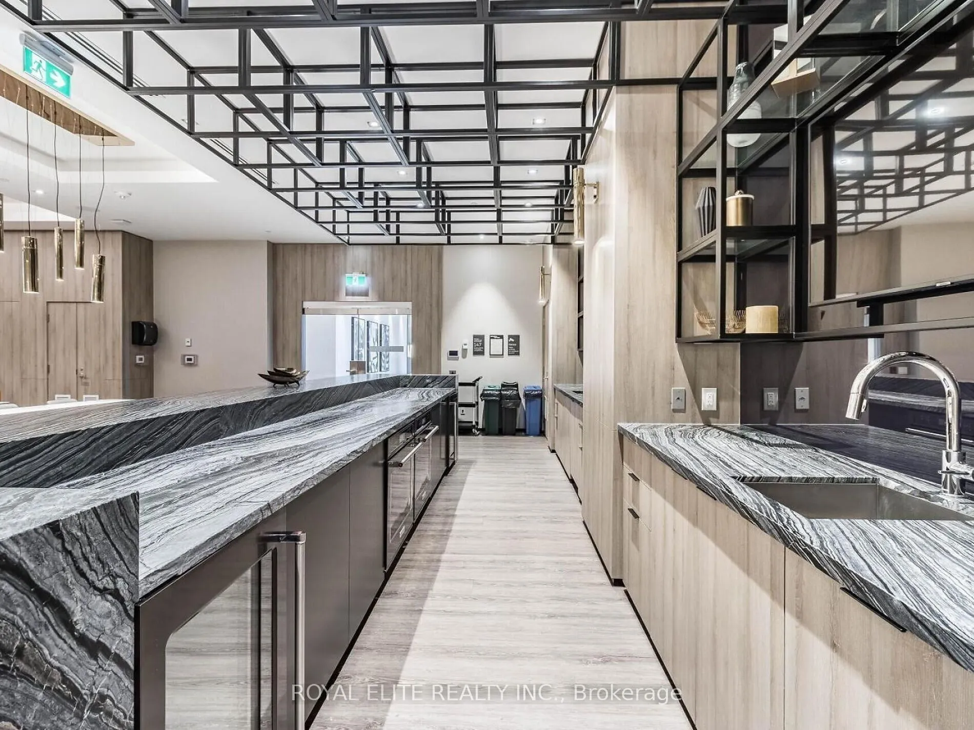 5 Mabelle Avenue, #531