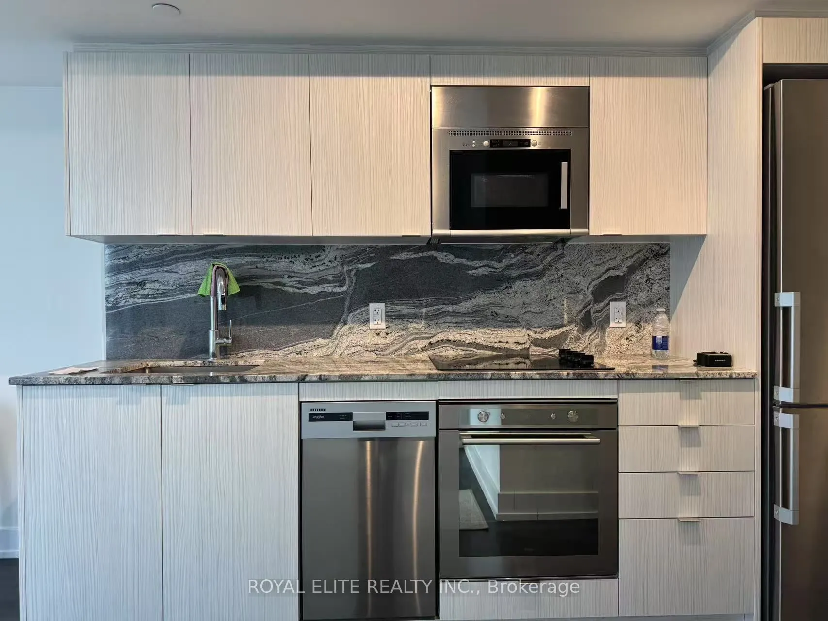 5 Mabelle Avenue, #531