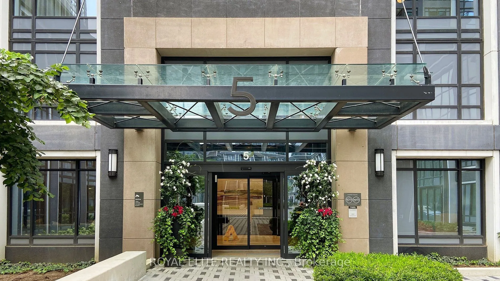 5 Mabelle Avenue, #531