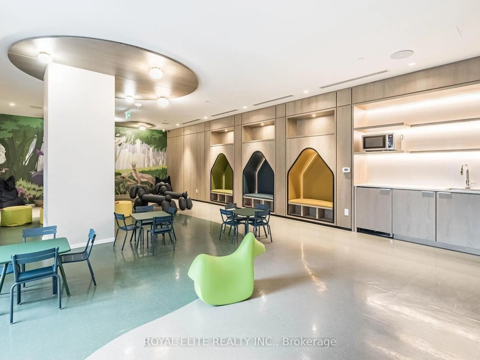 5 Mabelle Avenue, #531