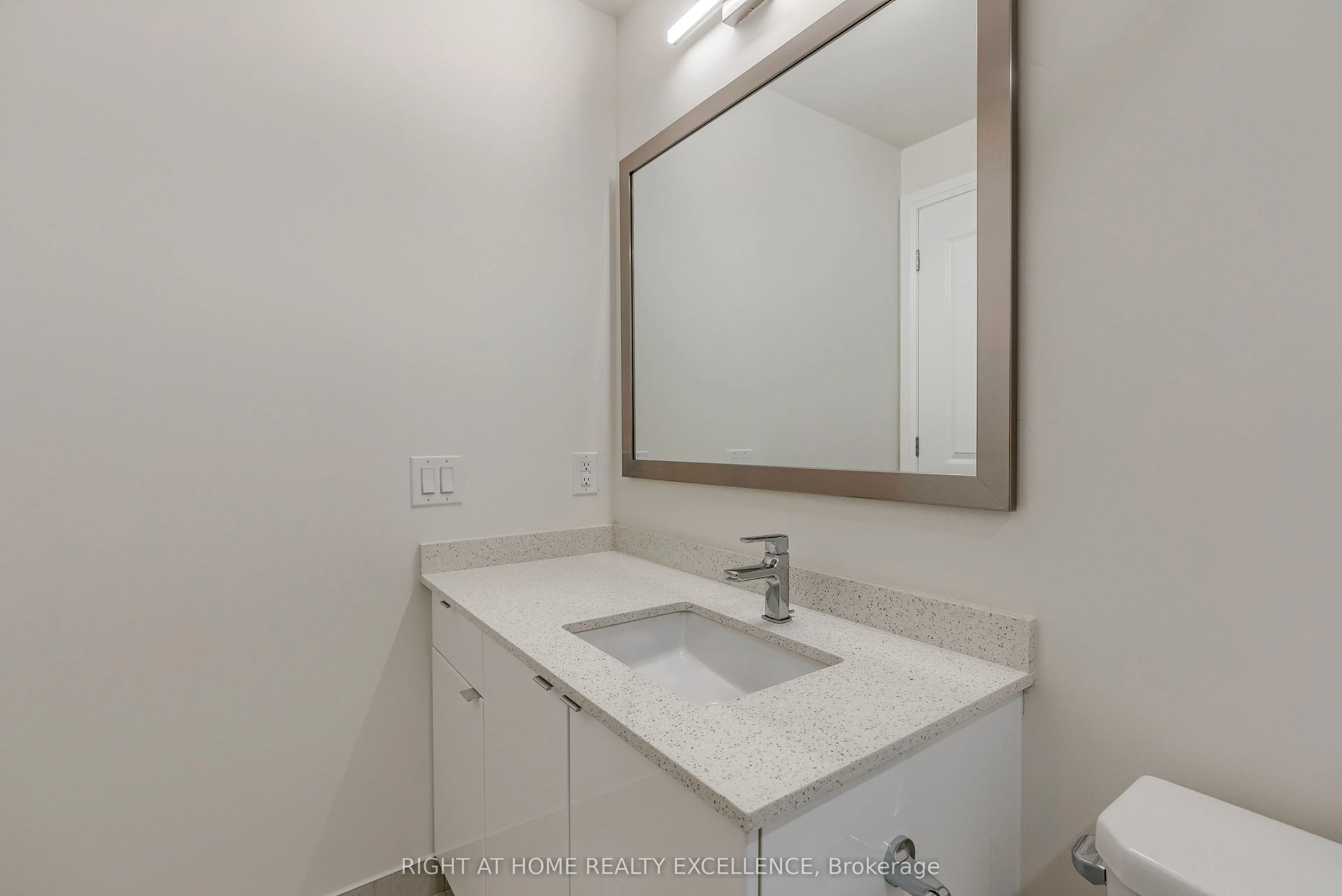 50 Thomas Riley Road, #1903
