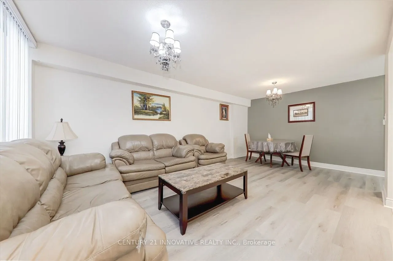 10 Markbrook Lane, #1004