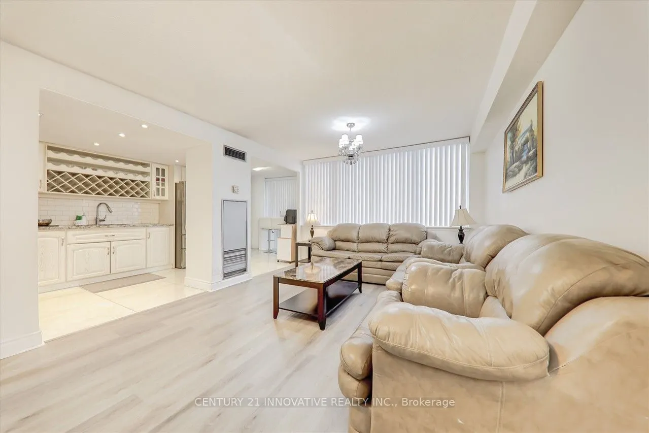 10 Markbrook Lane, #1004