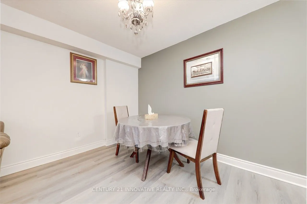 10 Markbrook Lane, #1004