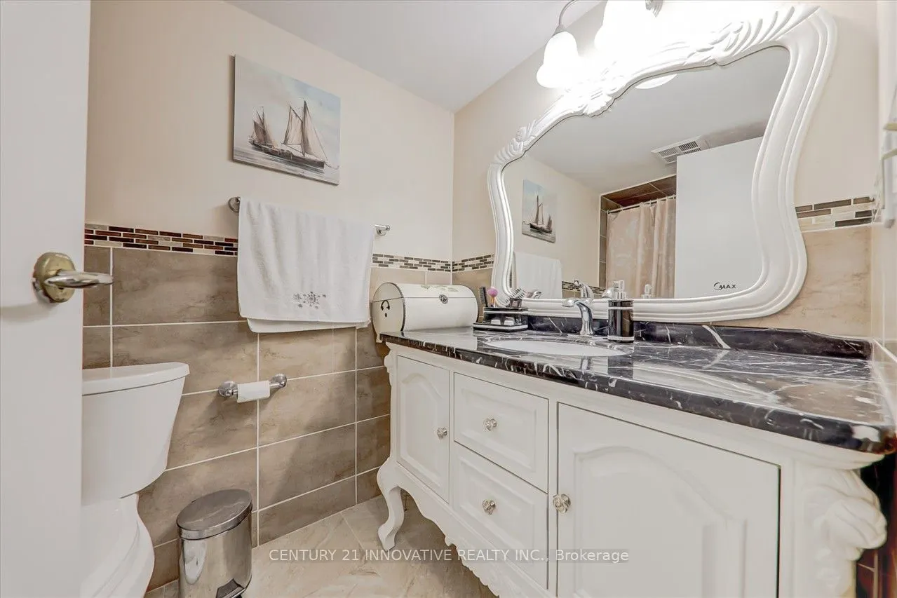 10 Markbrook Lane, #1004