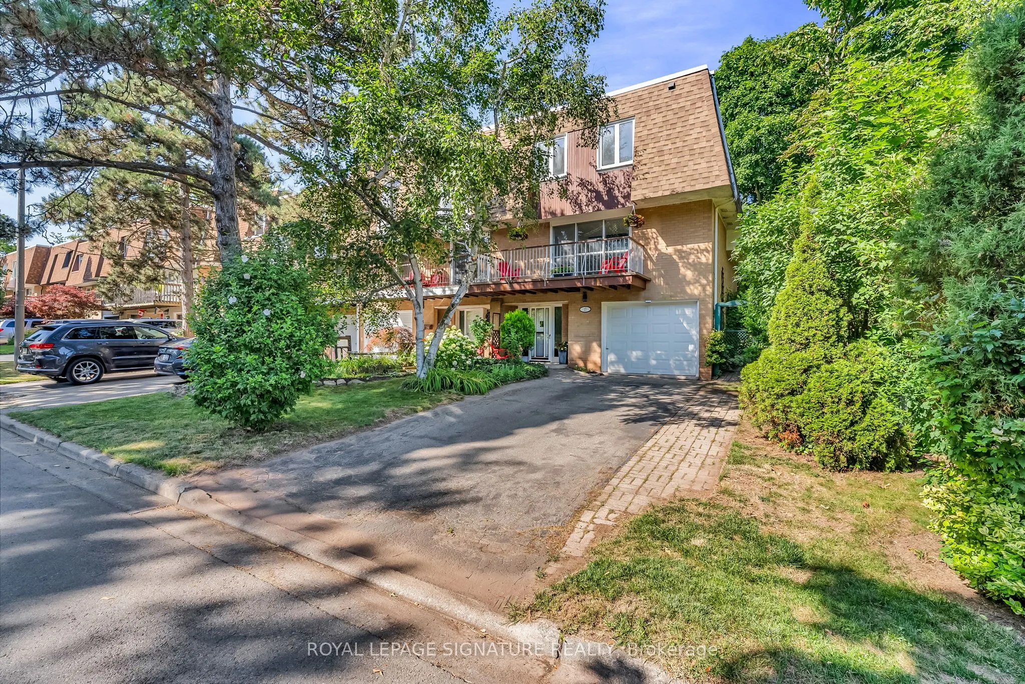 27 Tulip Street