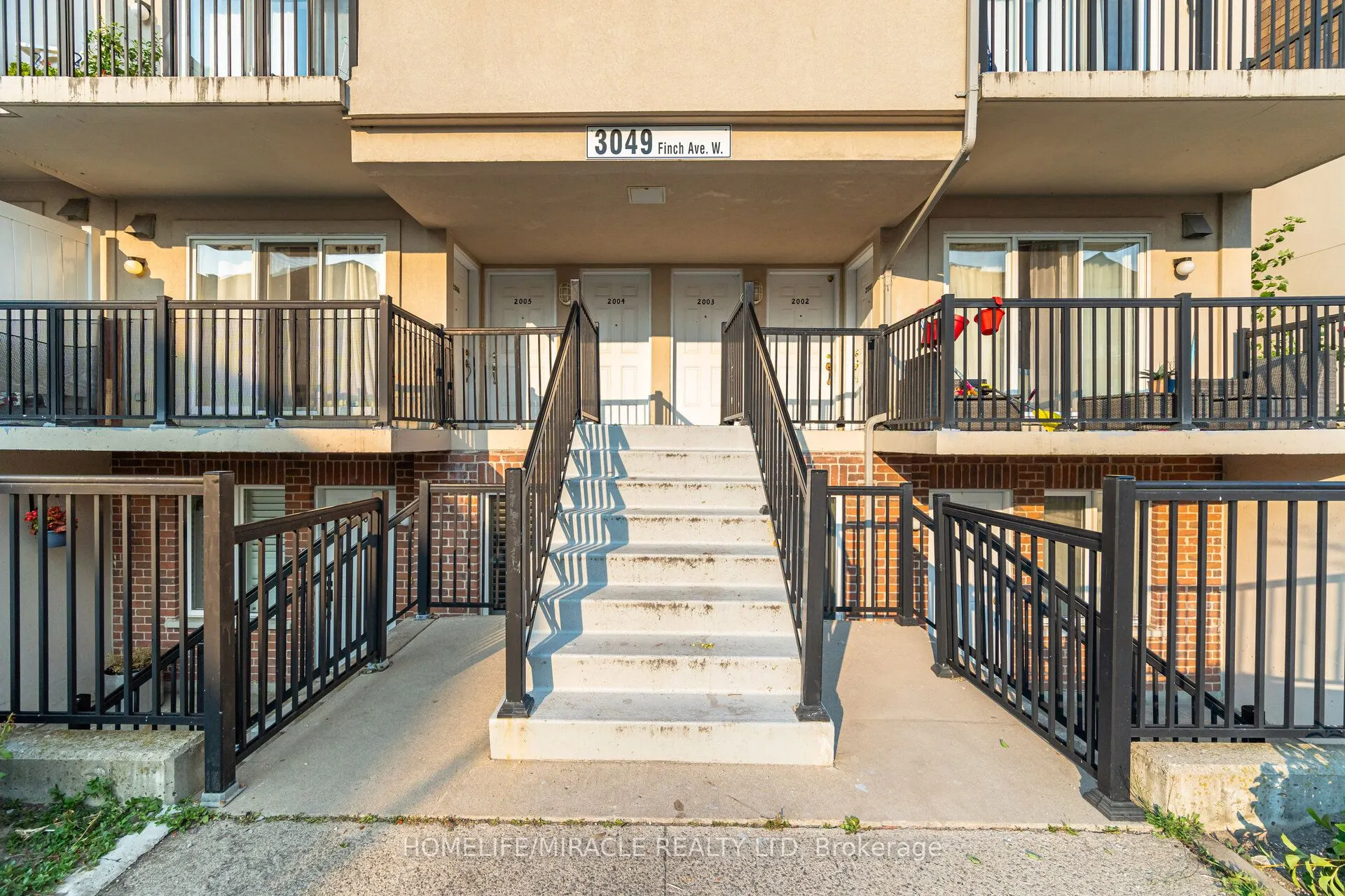 3049 Finch Avenue W #2002