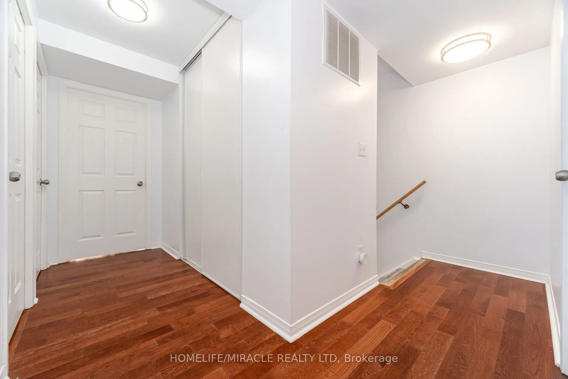 3049 Finch Avenue W #2002