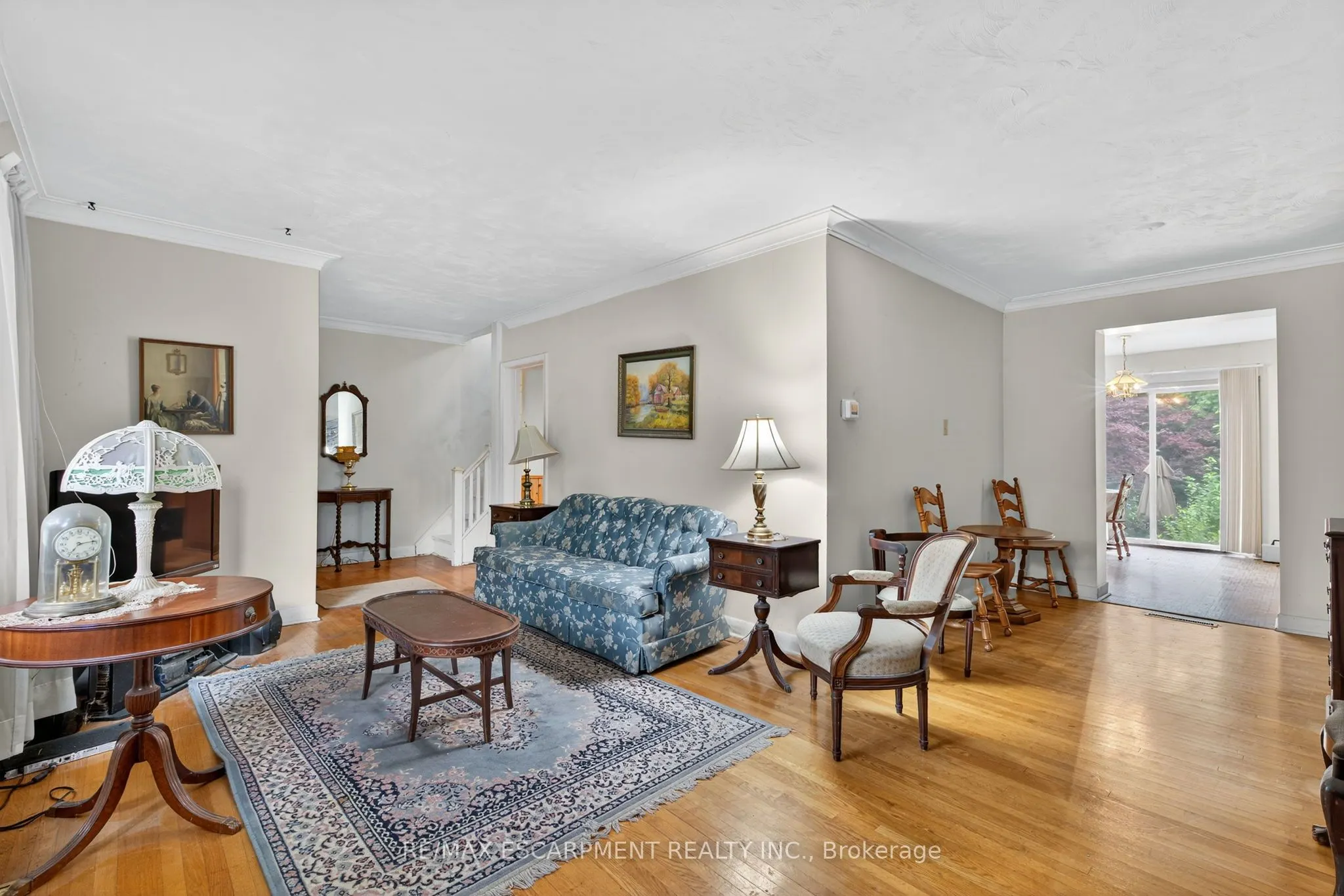 626 George Street E