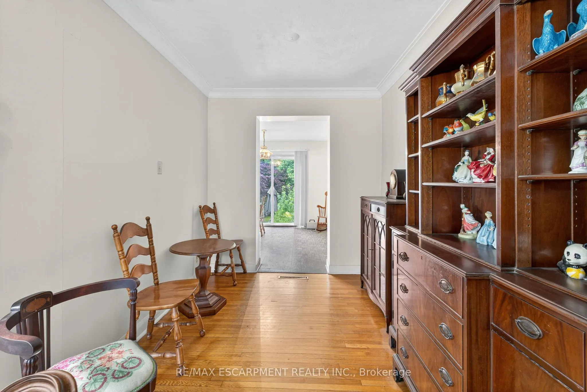 626 George Street E