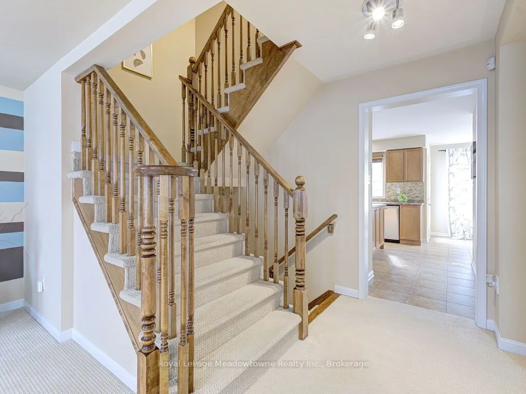220 Magurn Gate