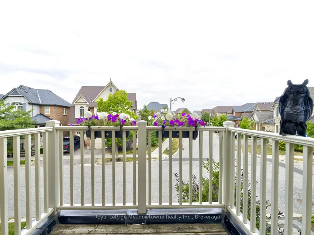 220 Magurn Gate