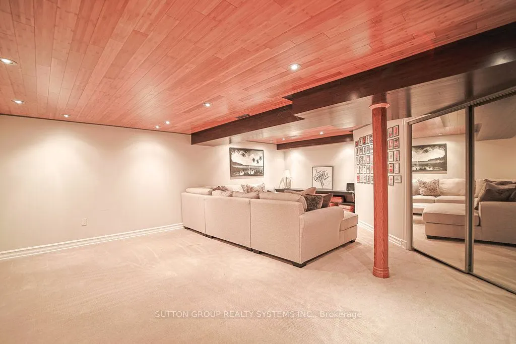 160 Allan Drive