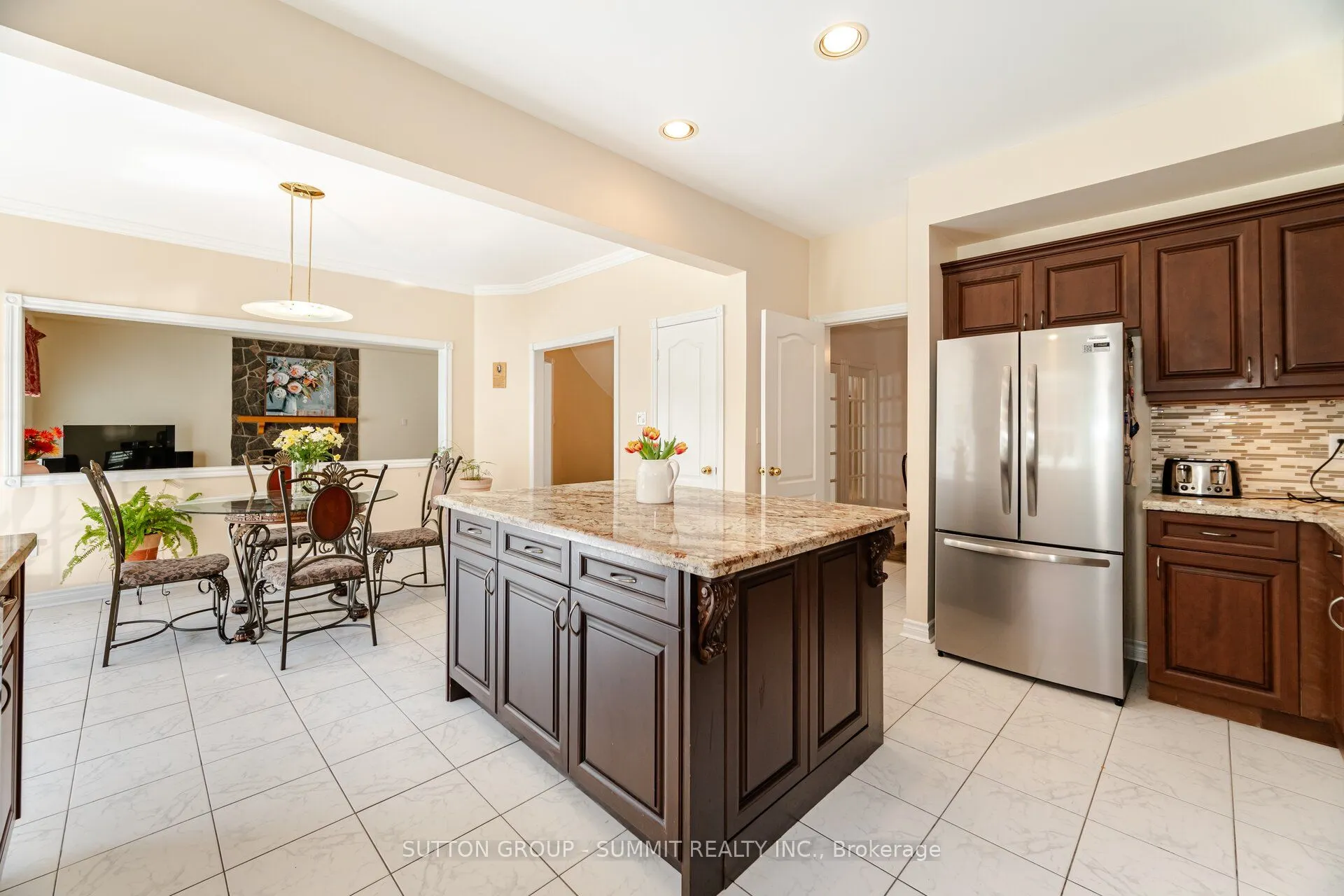 2360 Silverwood Drive