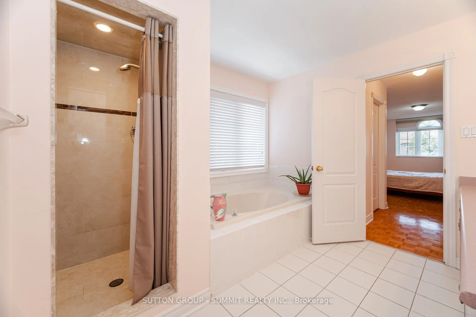 2360 Silverwood Drive