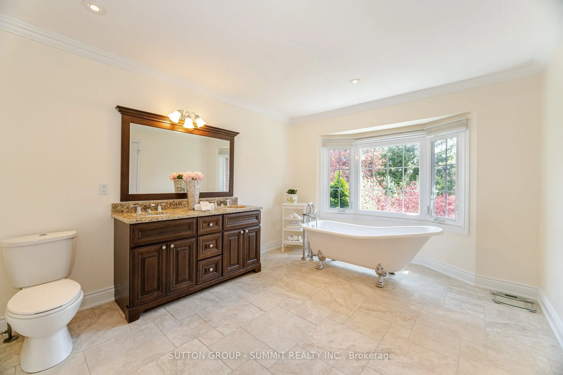 2360 Silverwood Drive