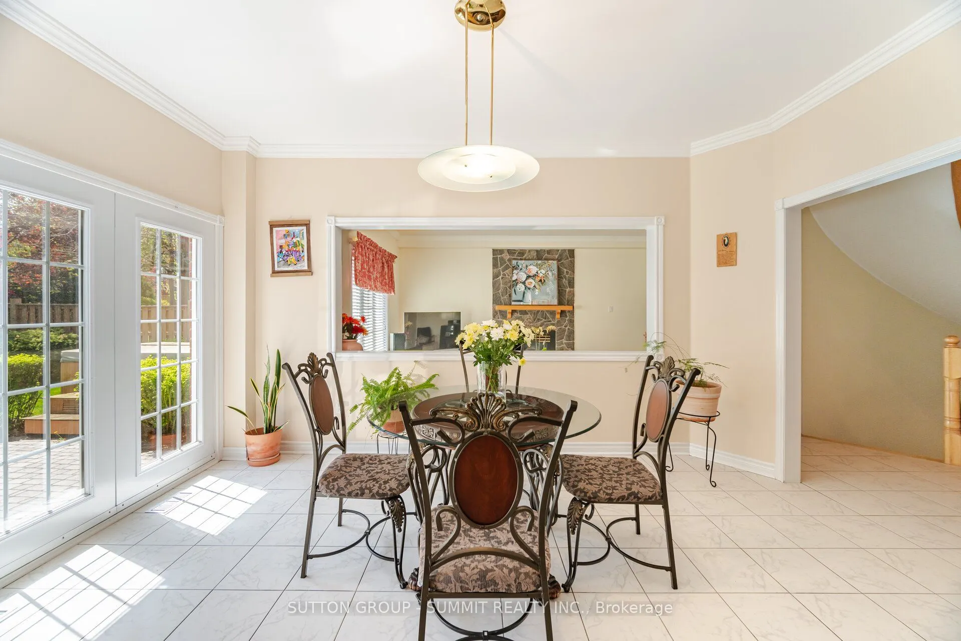 2360 Silverwood Drive