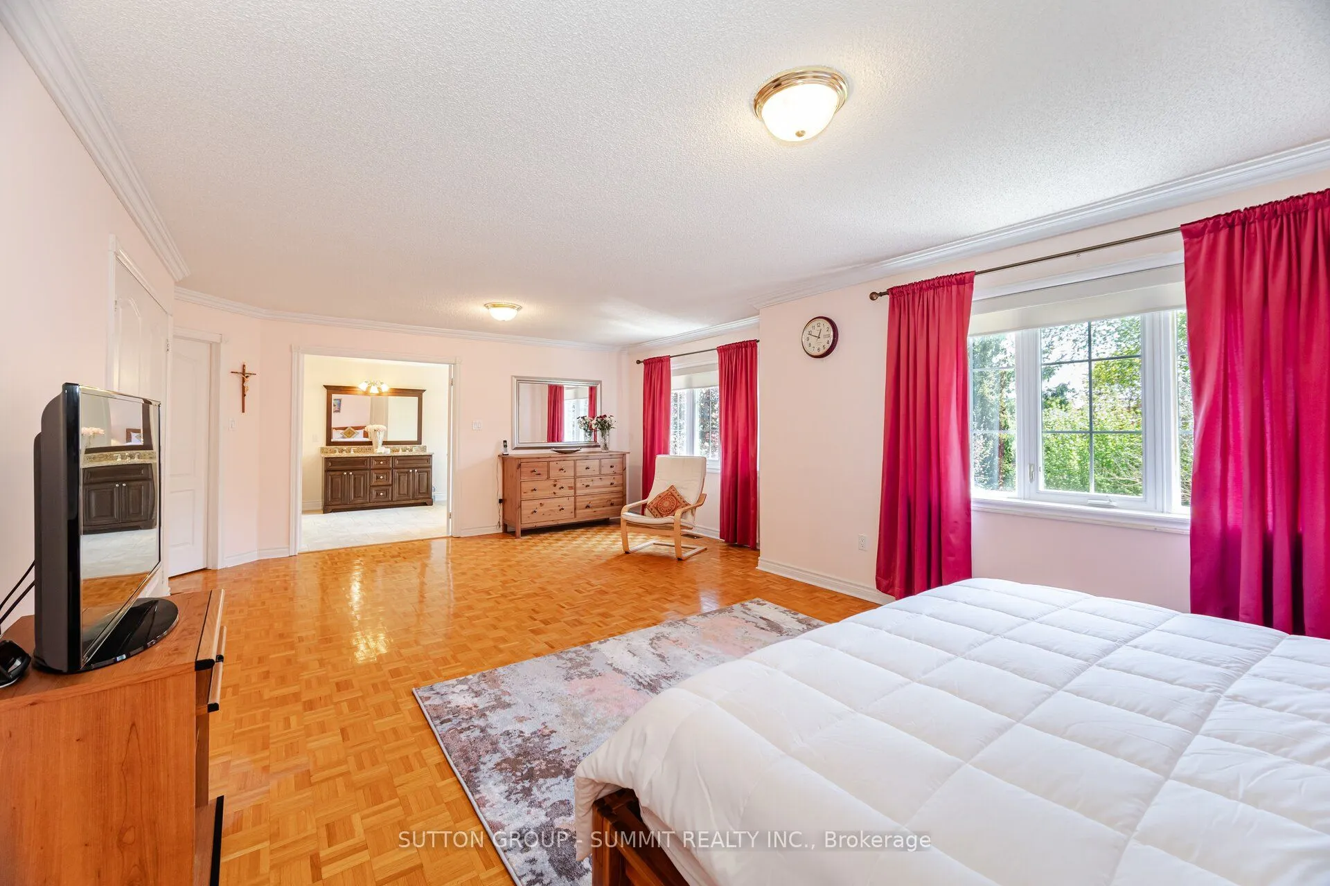 2360 Silverwood Drive