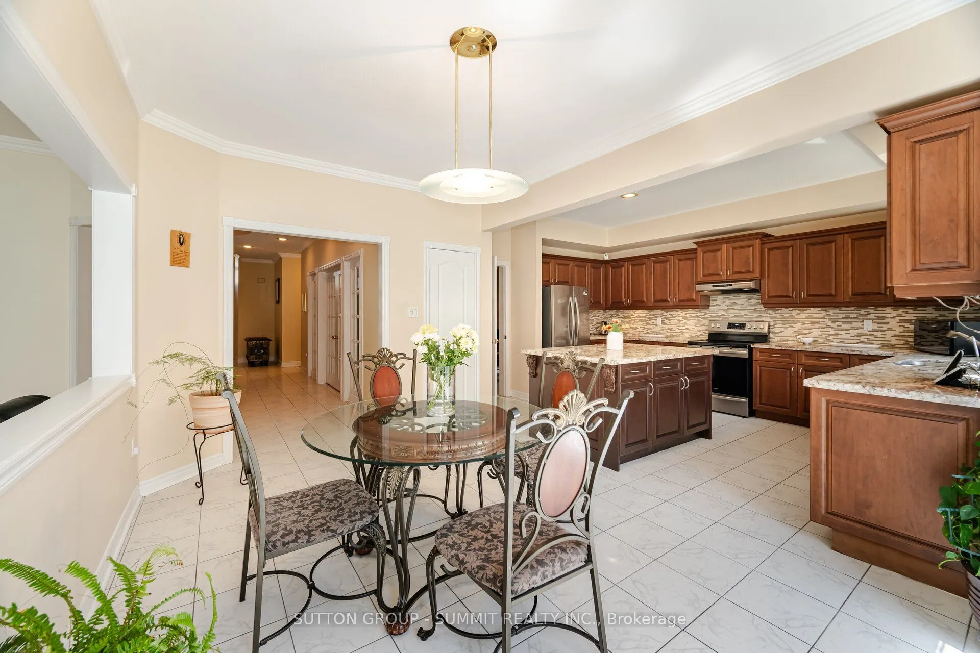 2360 Silverwood Drive