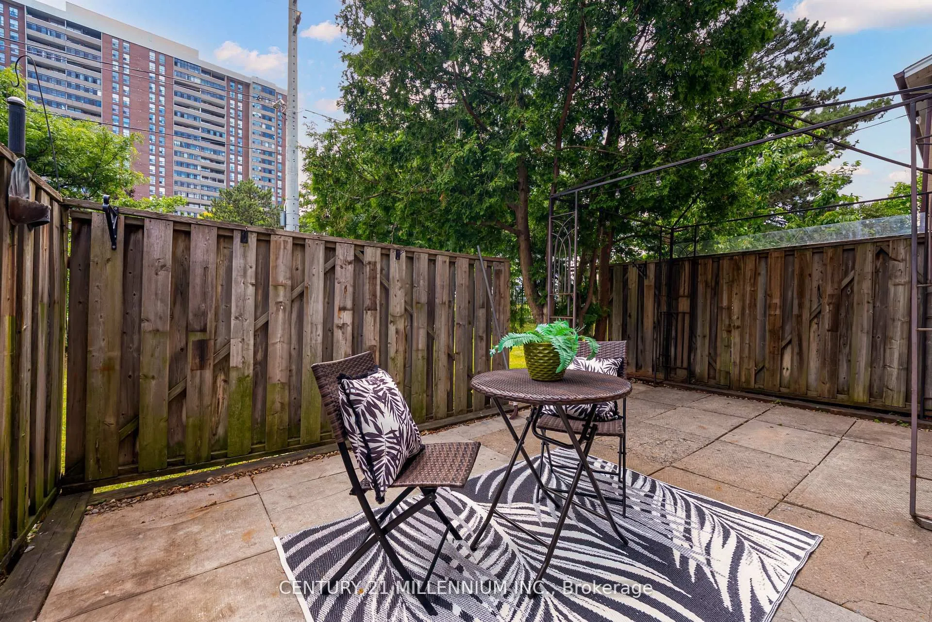 56 Fleetwood Crescent, #85
