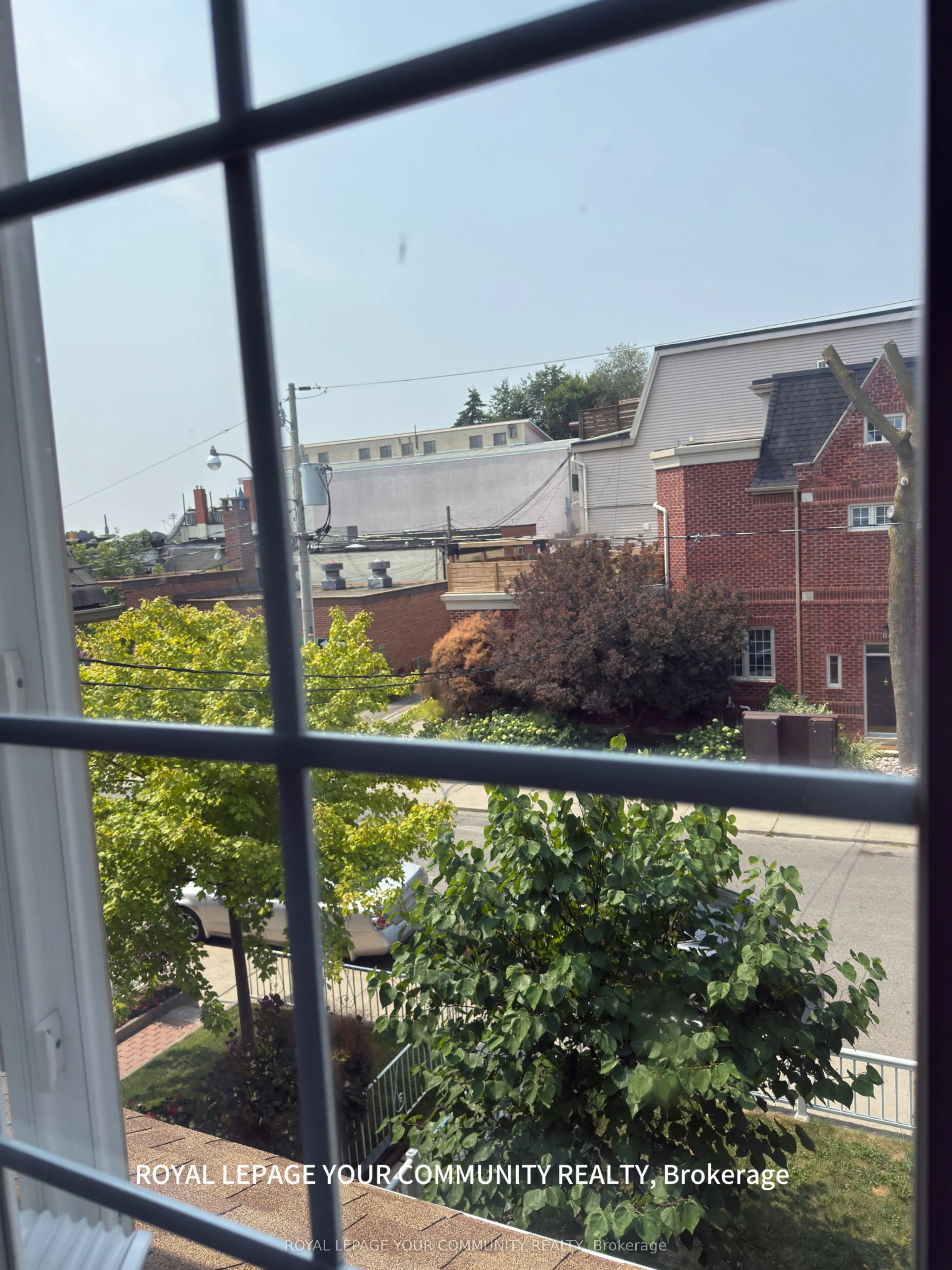 7 Harvie Avenue E, #2
