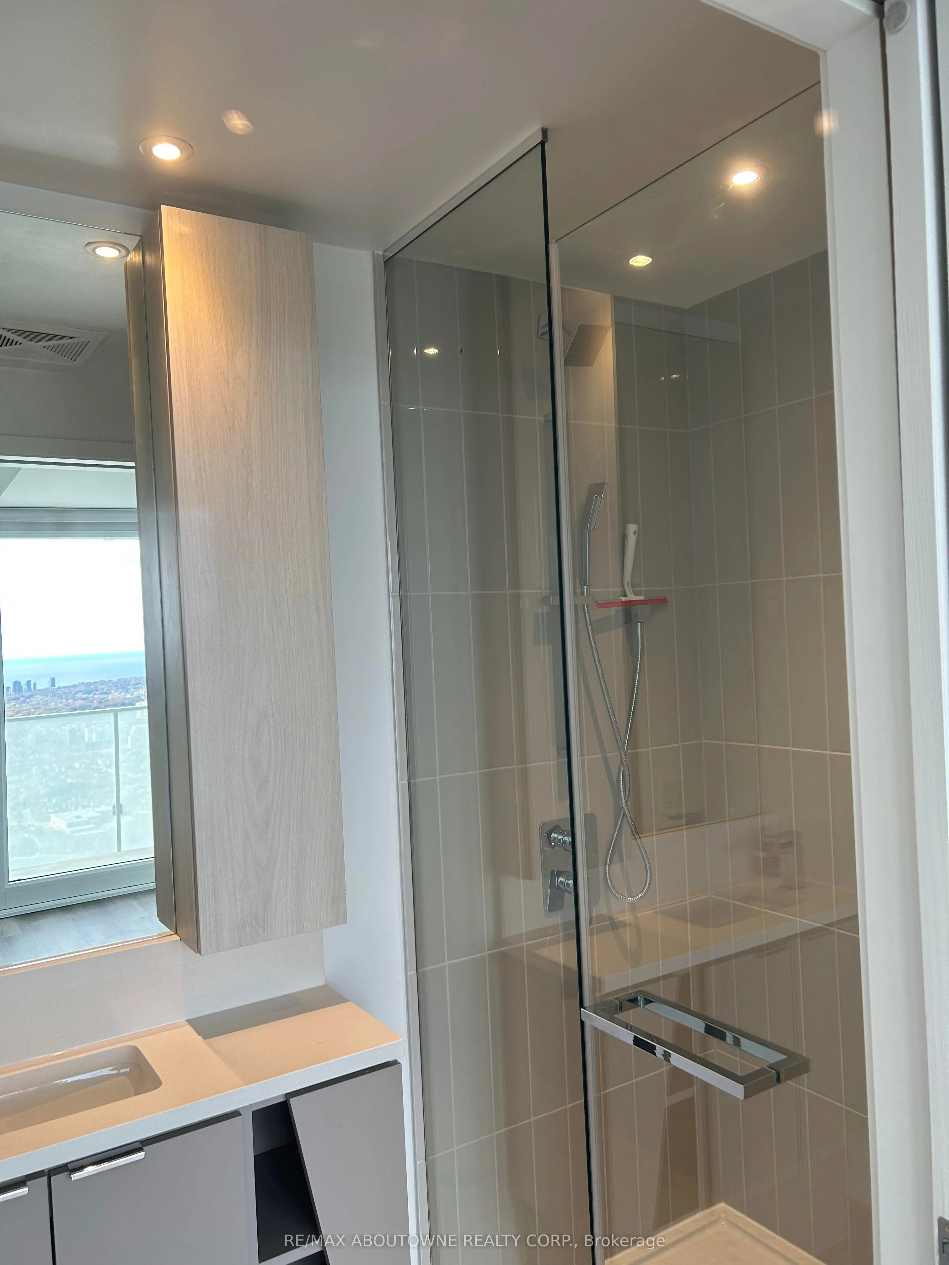 3883 Quartz Road, #5406