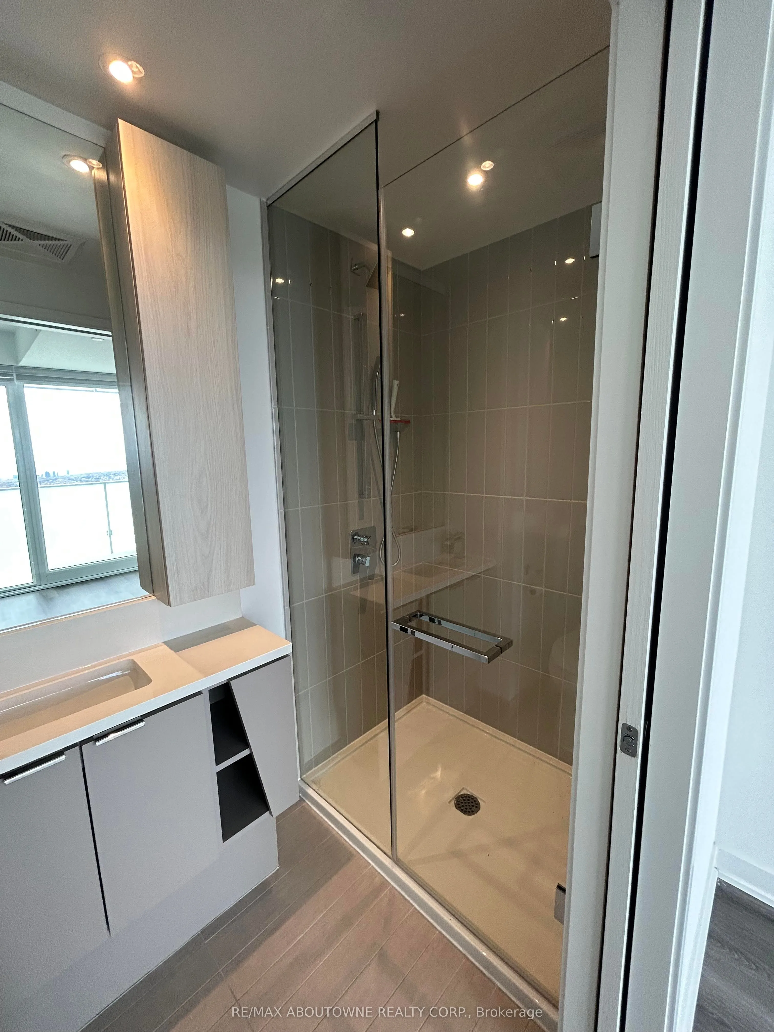 3883 Quartz Road, #5406