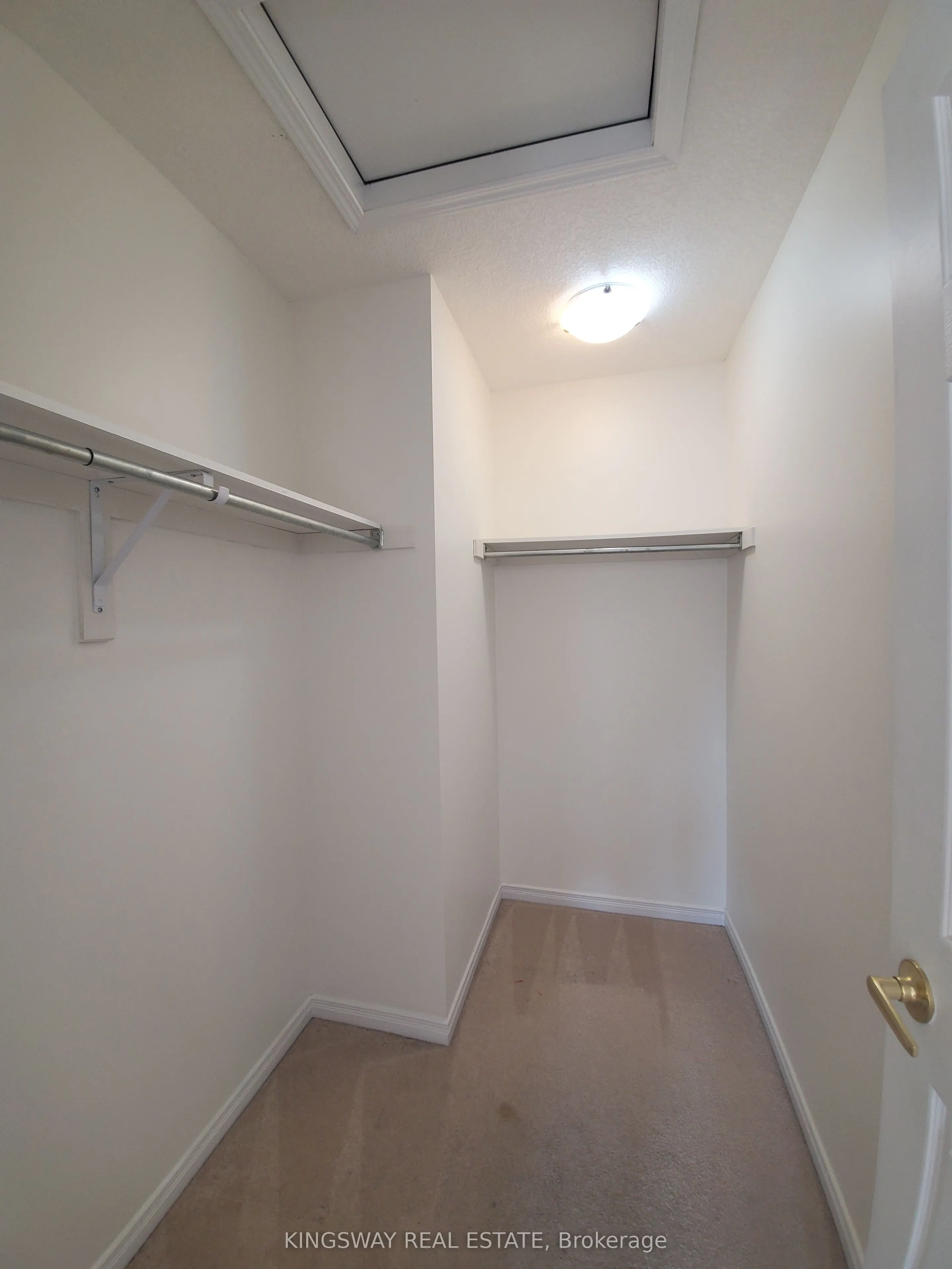 593 Remembrance Road, #upper