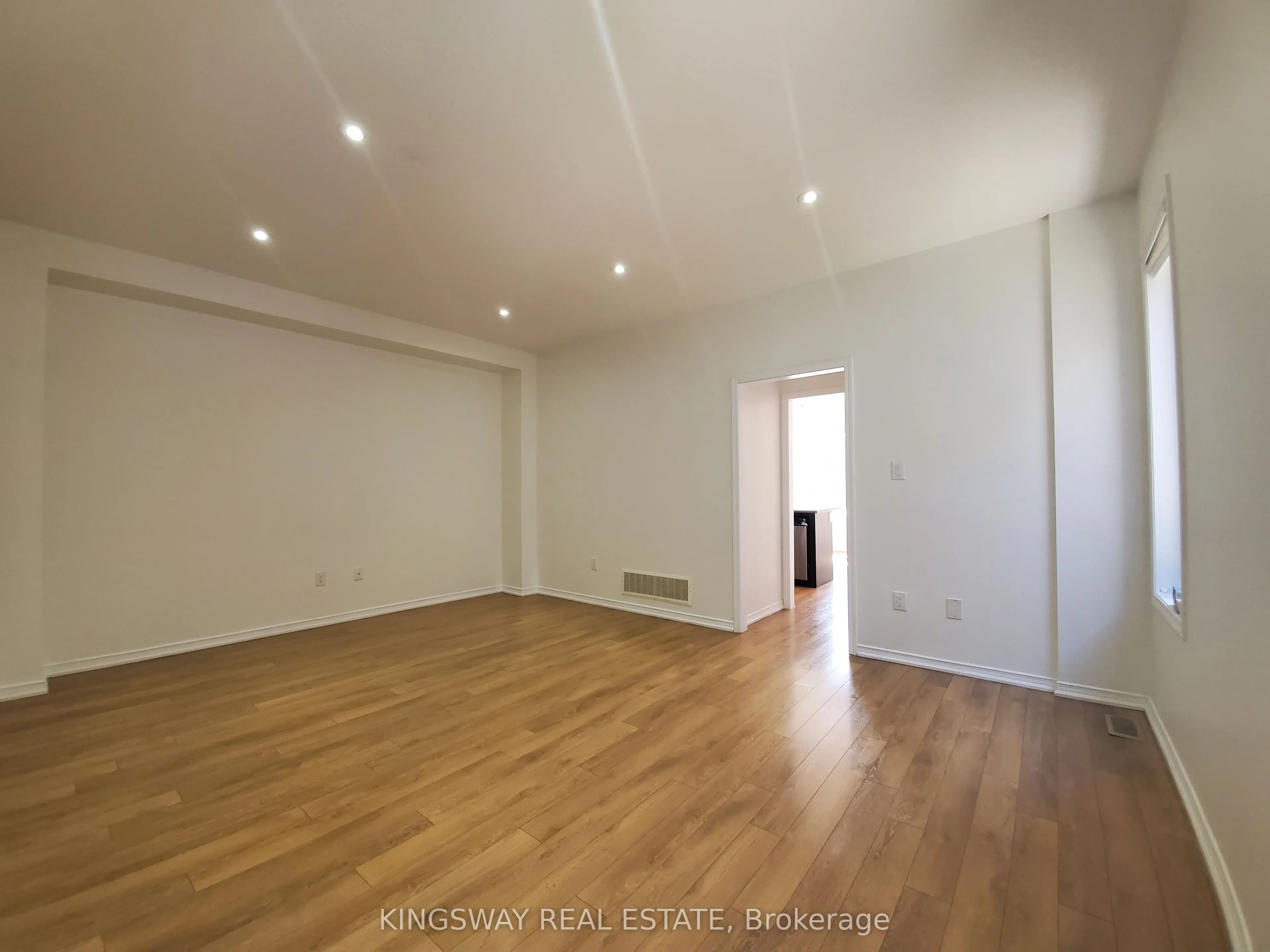 593 Remembrance Road, #upper