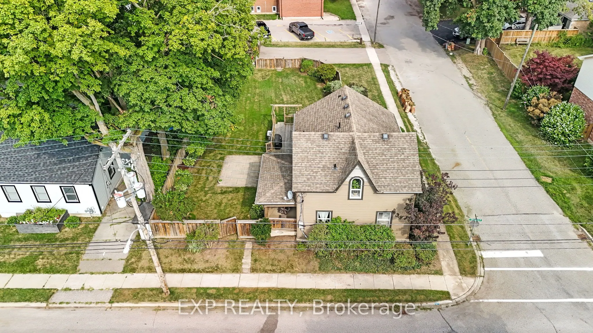 20 Elgin Street S