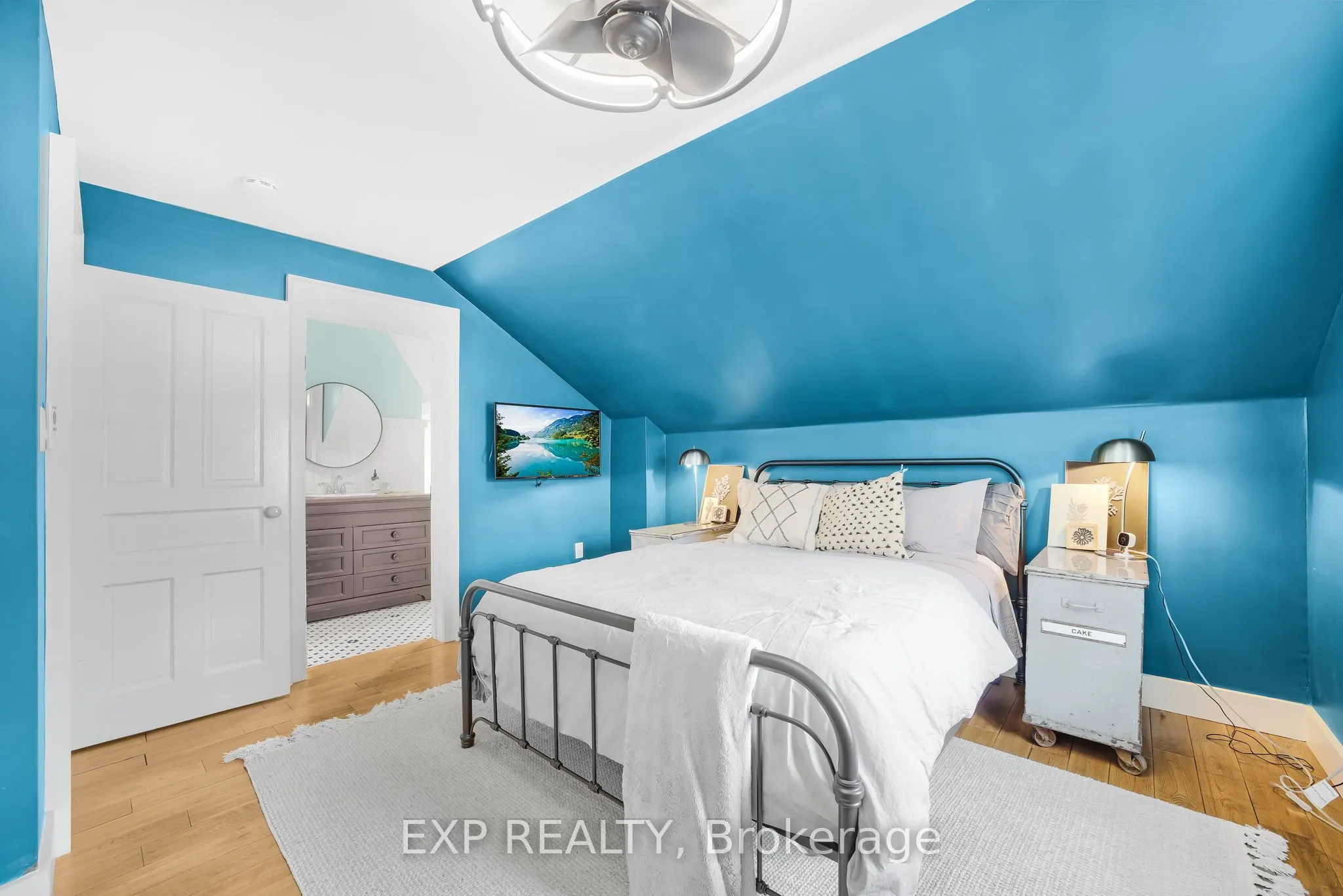 20 Elgin Street S