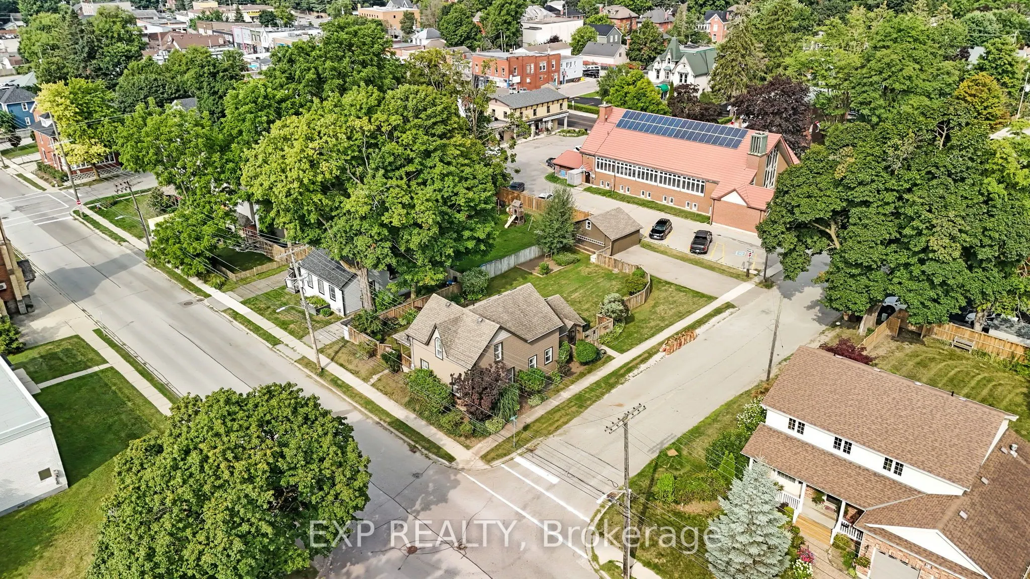 20 Elgin Street S