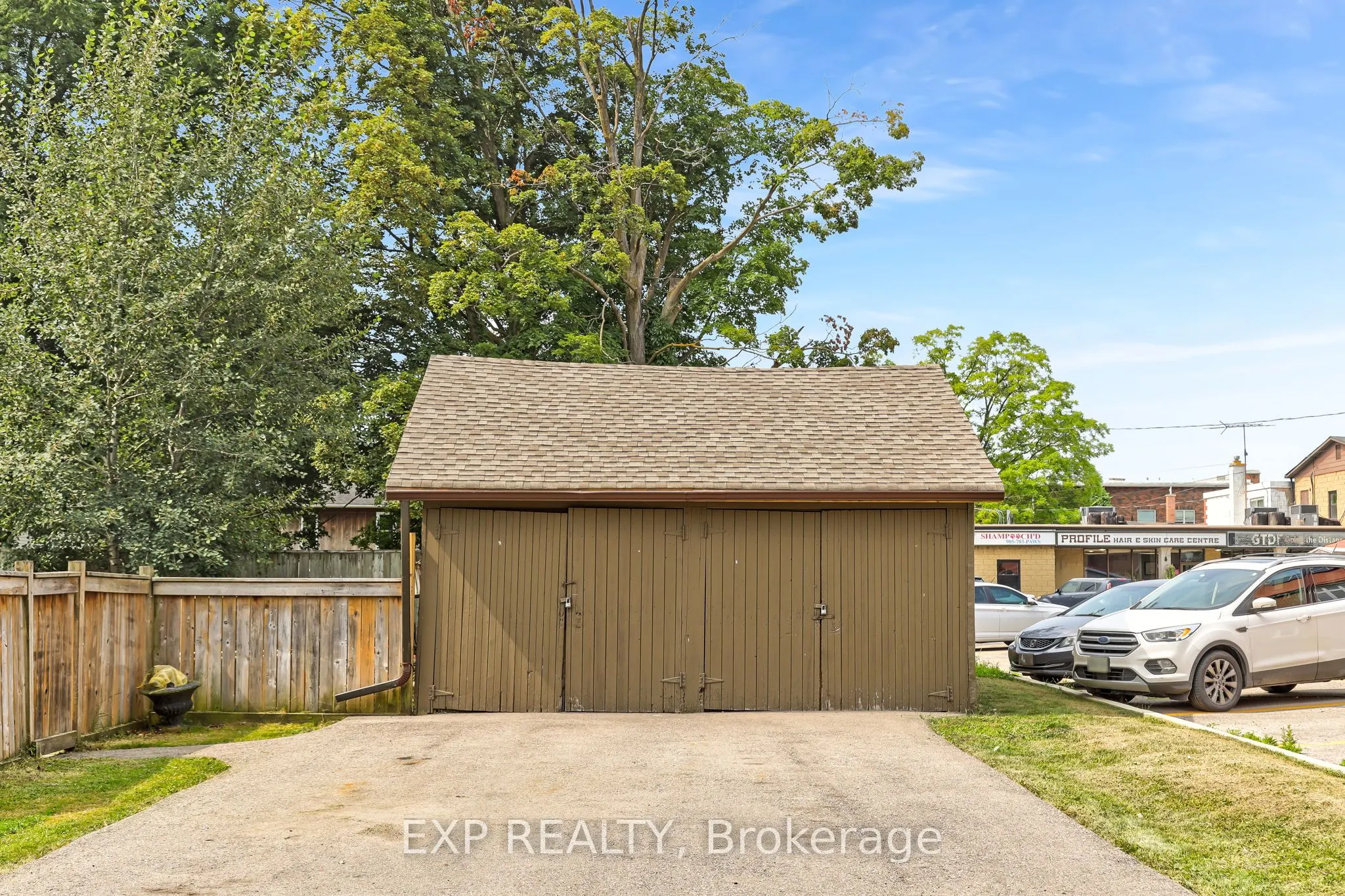 20 Elgin Street S