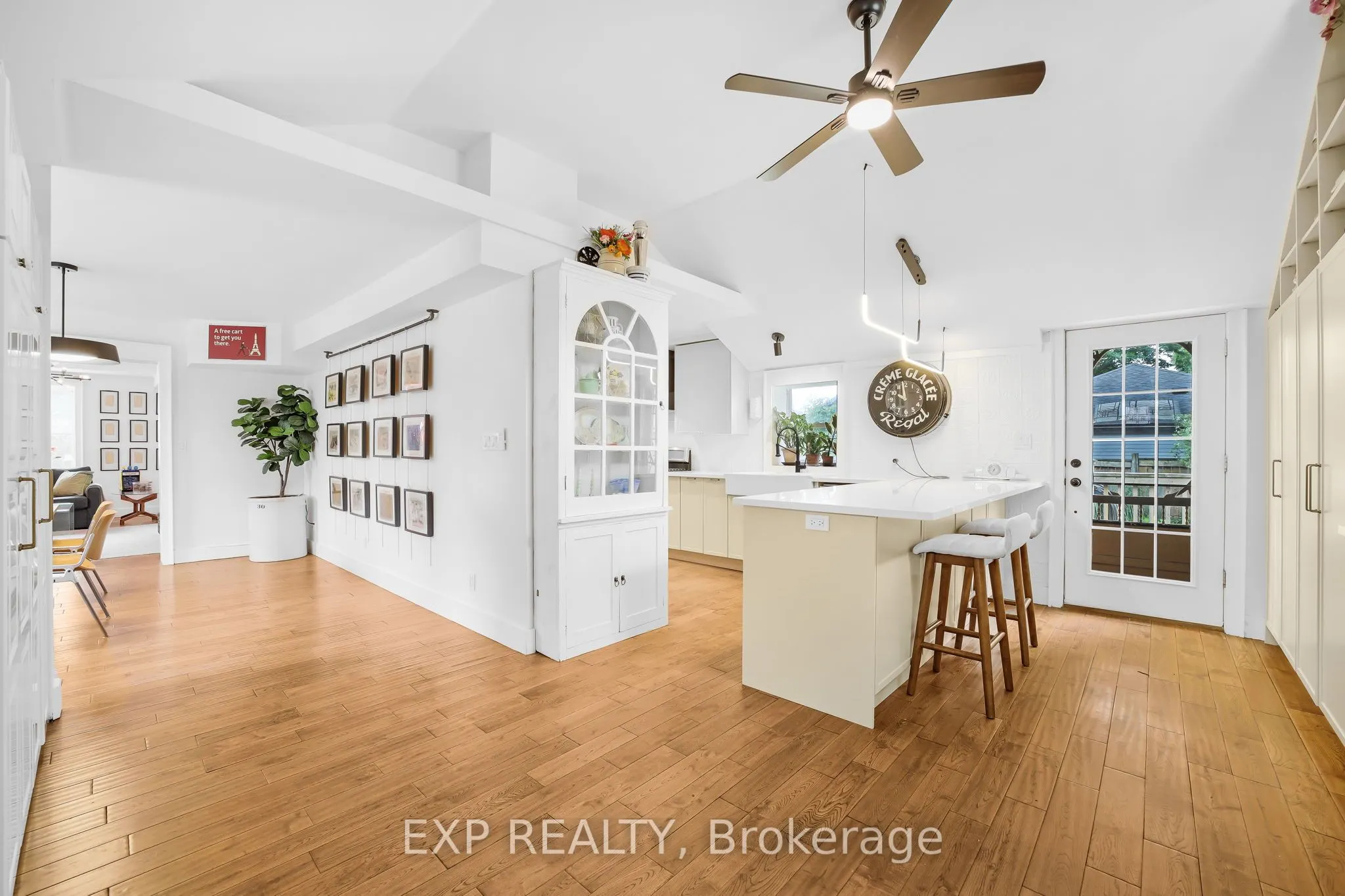 20 Elgin Street S