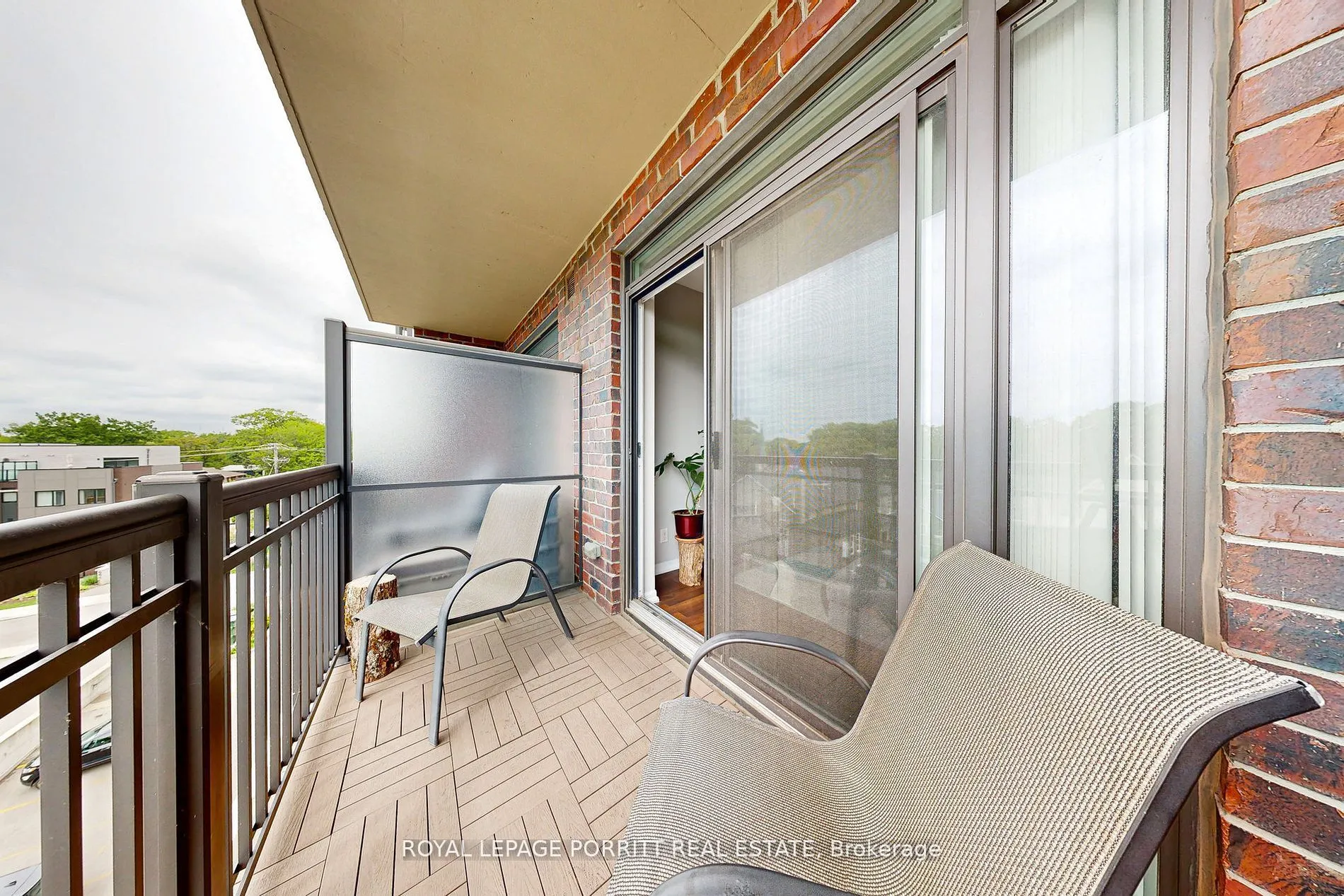 3563 Lake Shore Boulevard W, #404