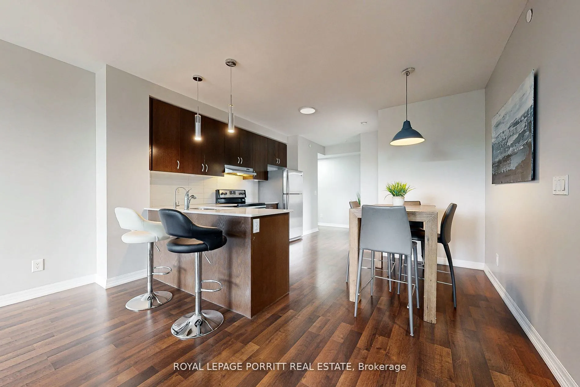 3563 Lake Shore Boulevard W, #404